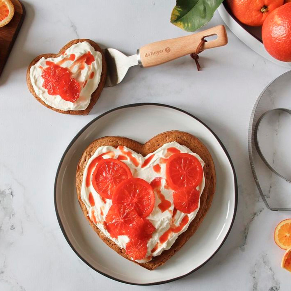 (微福展示品) 法芙娜愛心帶孔塔模