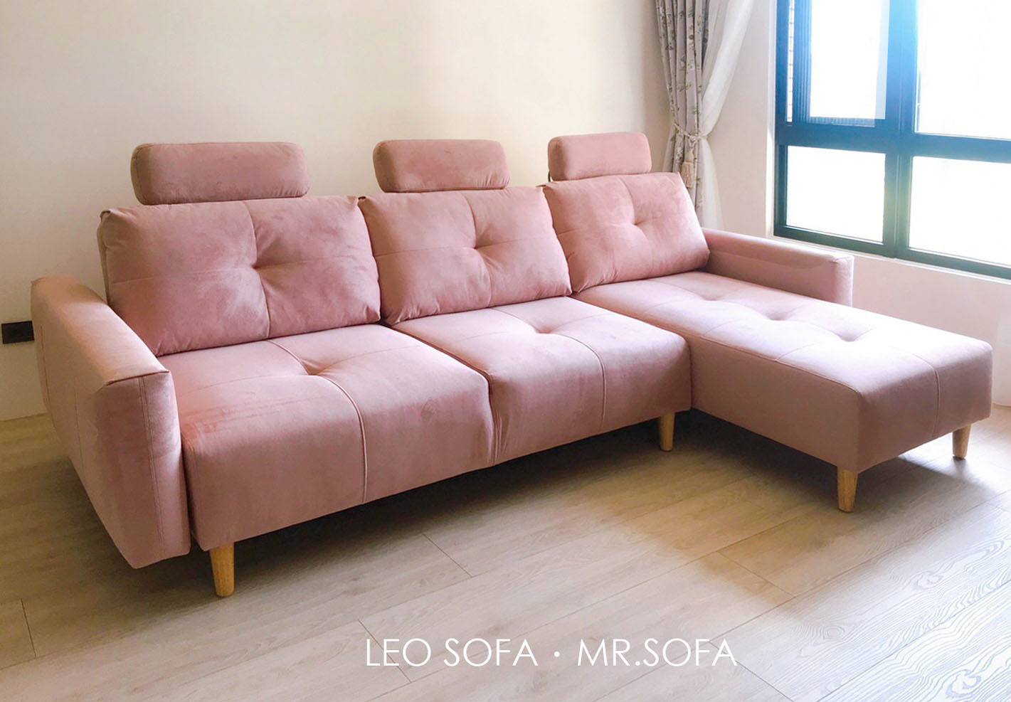 黃色、粉色等鮮豔亮色系，能為空間增加活潑亮眼的氣氛