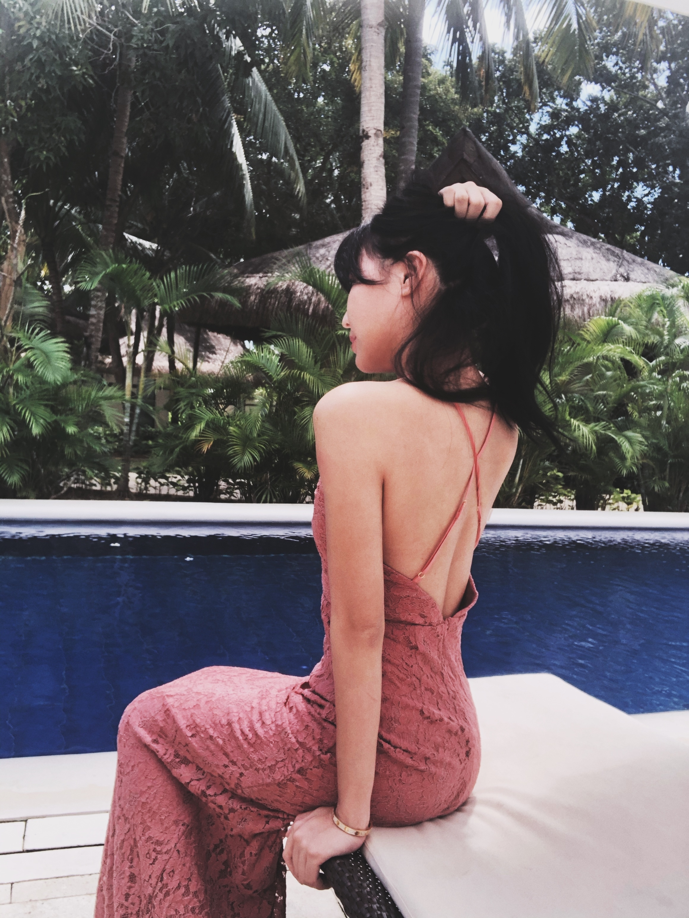 Red carpet 星光大道 削肩大露背蕾絲長洋