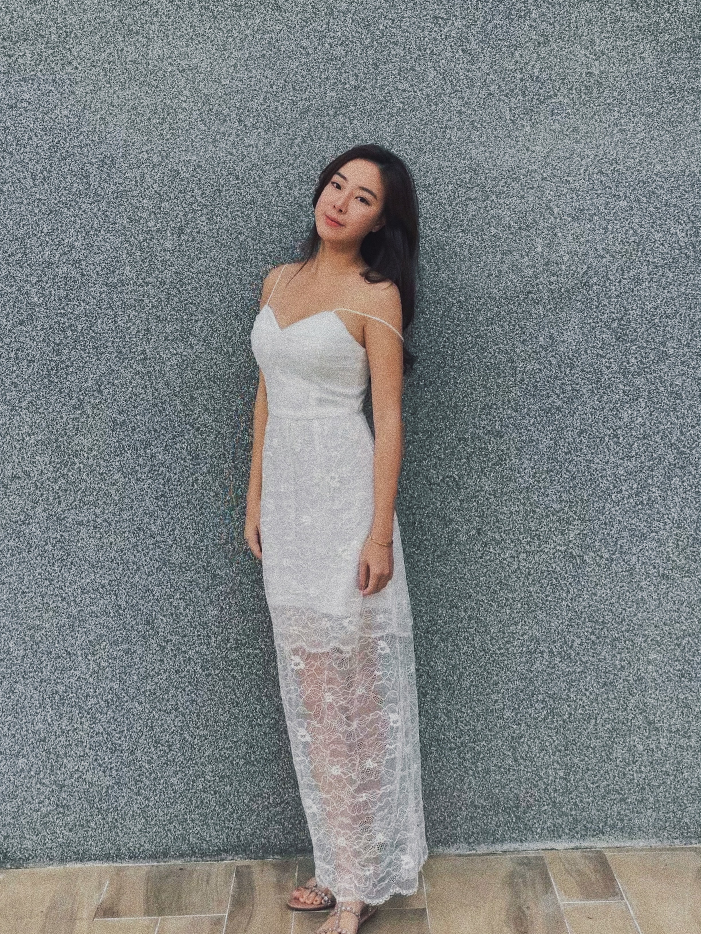 A little love 細肩帶蕾絲洋裝