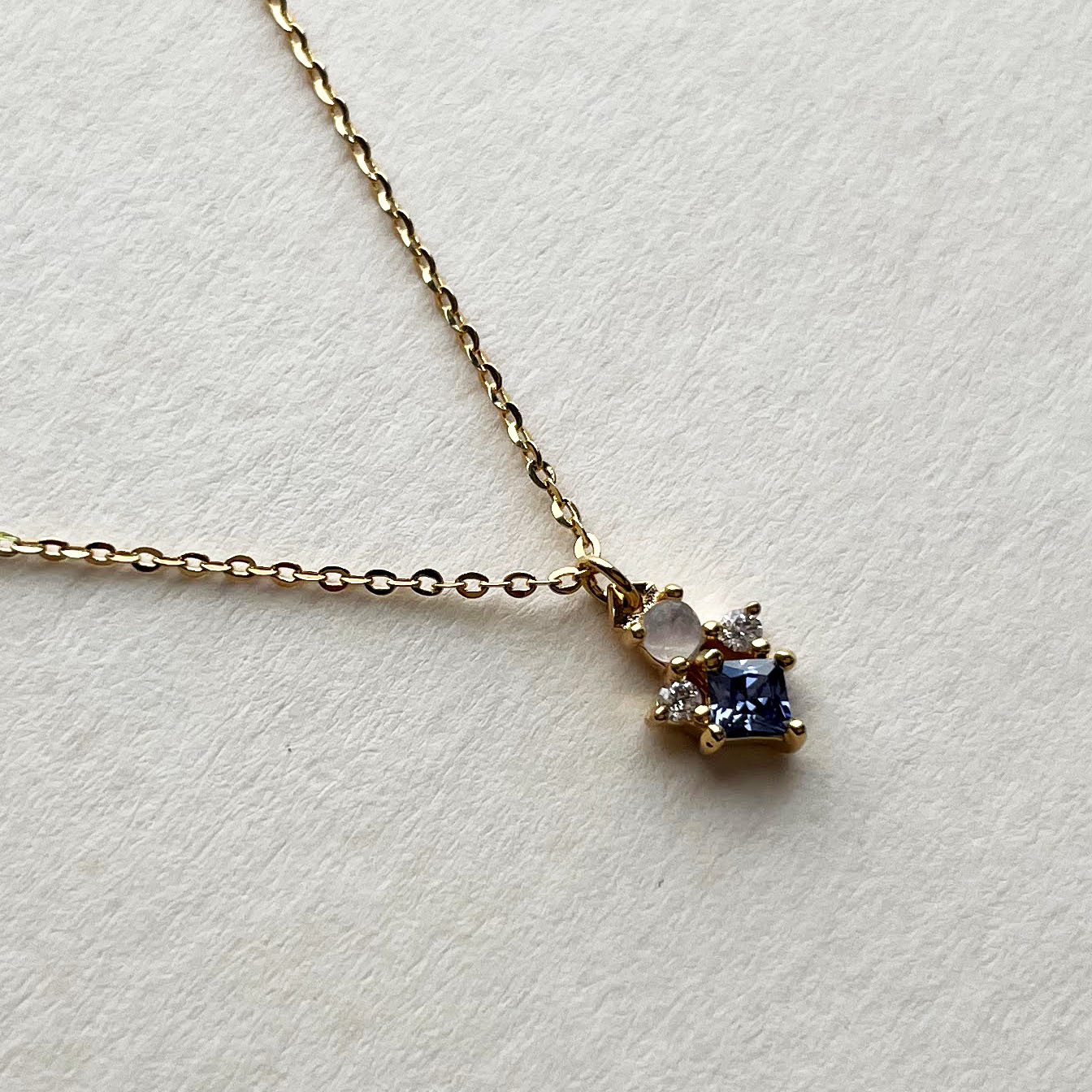 Silver / 閃爍水星墜鍊