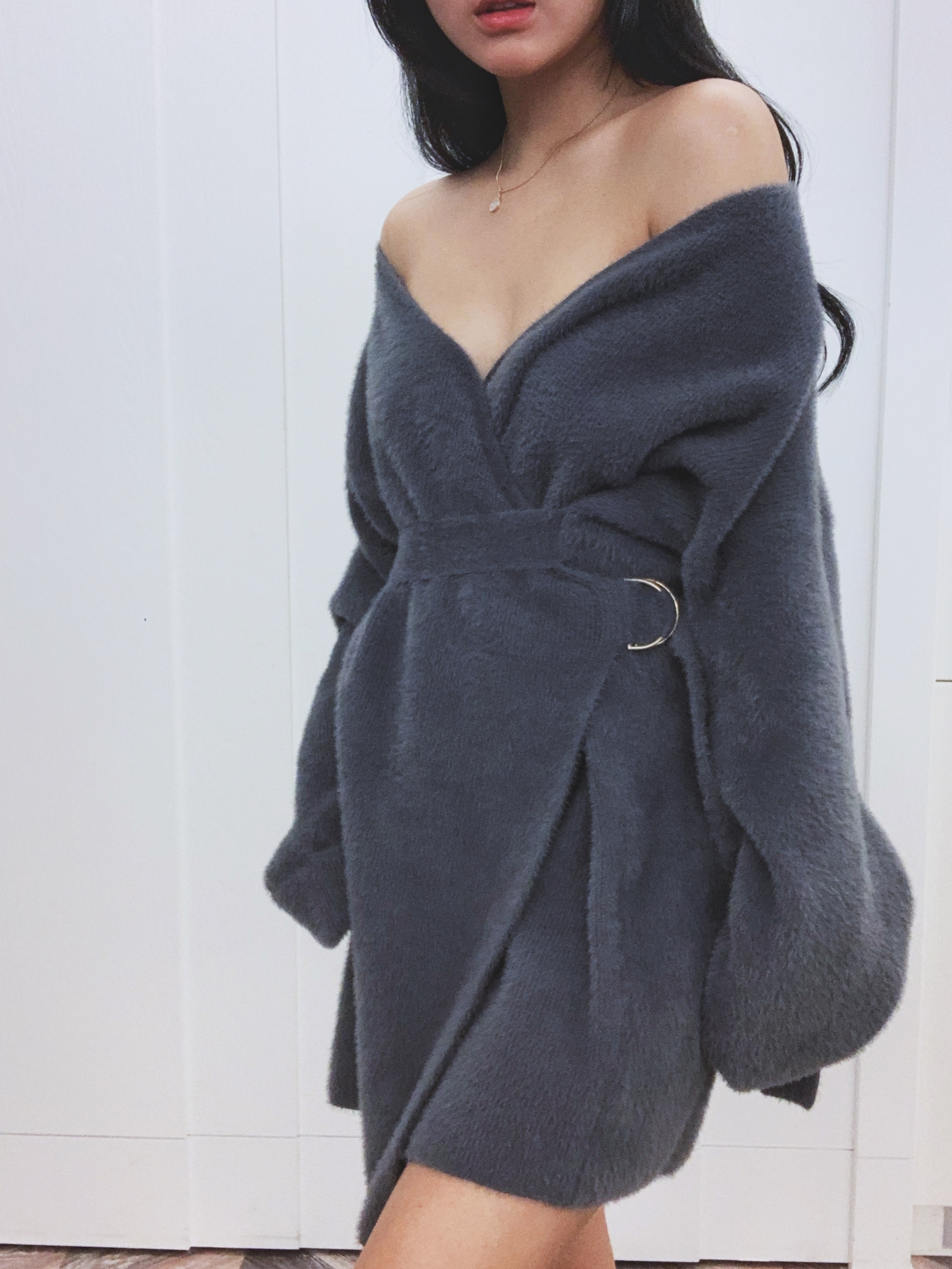 Cotton candy 想抱著睡覺 一片式交疊綁帶毛絨洋裝