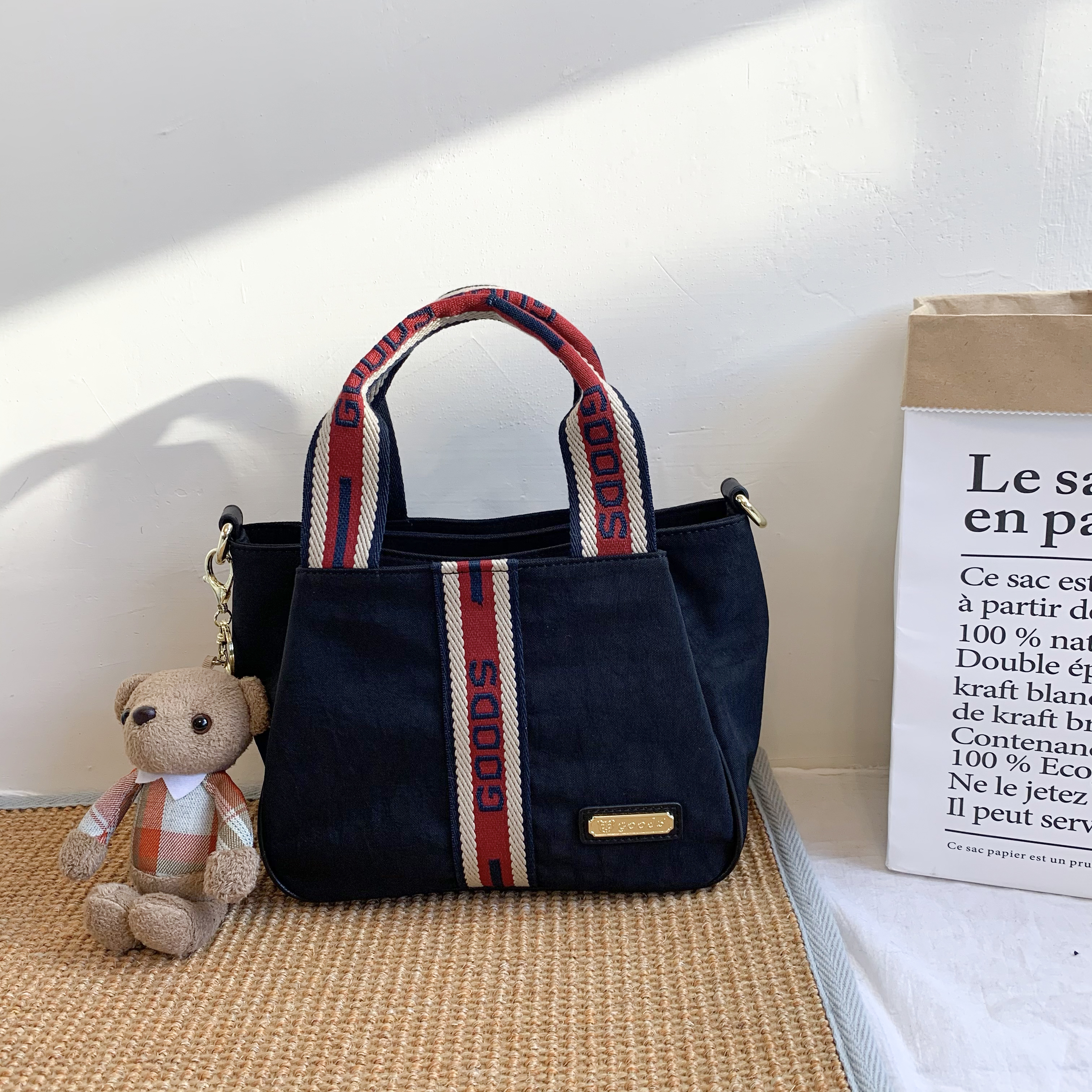 GOODS 織帶黑 水洗防潑水手提包 / 側背包 附小熊吊飾 #29023