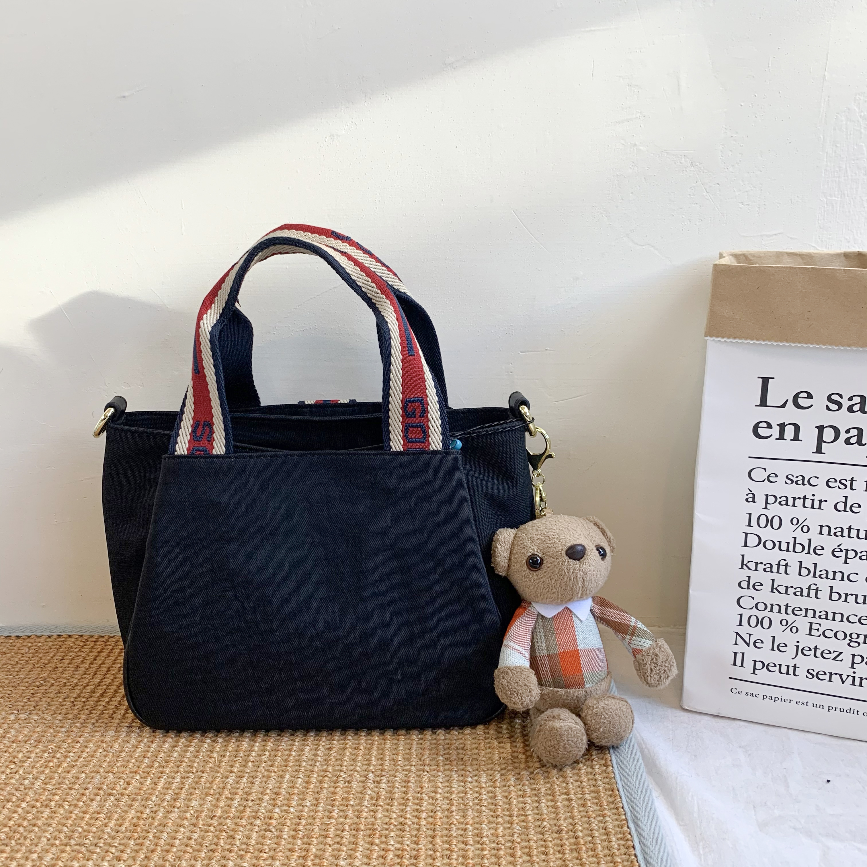 GOODS 織帶黑 水洗防潑水手提包 / 側背包 附小熊吊飾 #29023