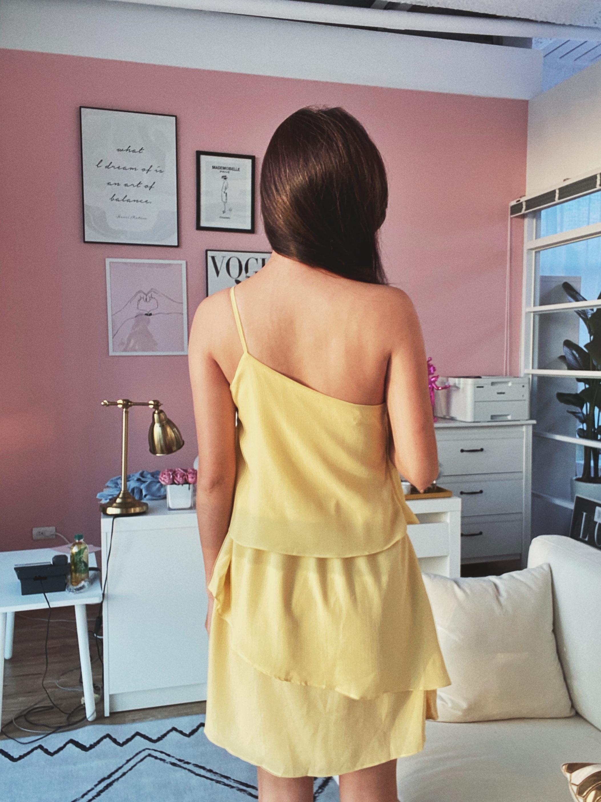 Nifty 俏皮打扮 單肩帶斜邊輕薄蛋糕短洋