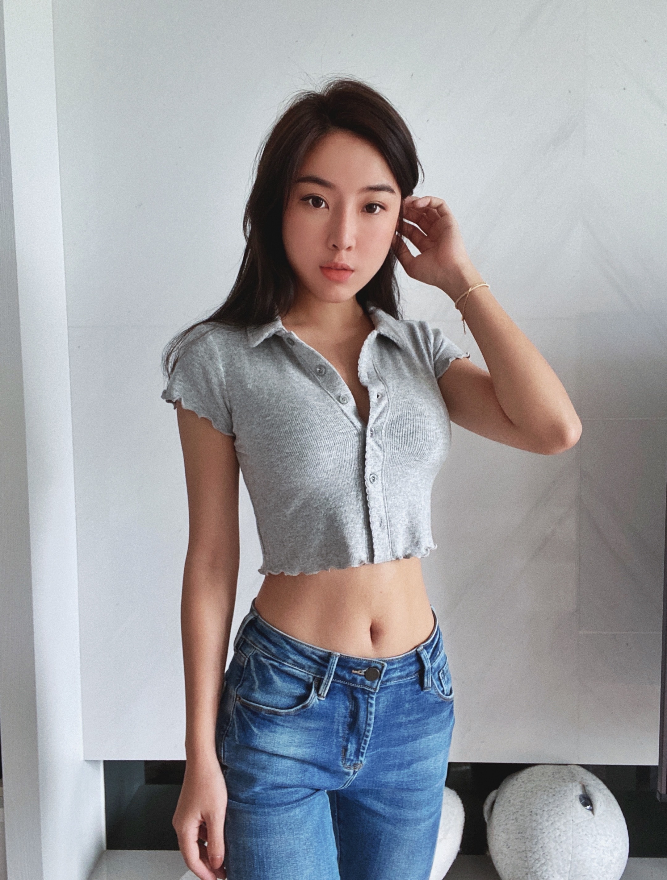 Sweet summer day 夏天就是要這樣 捲邊短版針織上衣