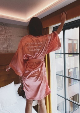 Why fall in love 訂製款宅女睡袍 絲緞刺繡蕾絲