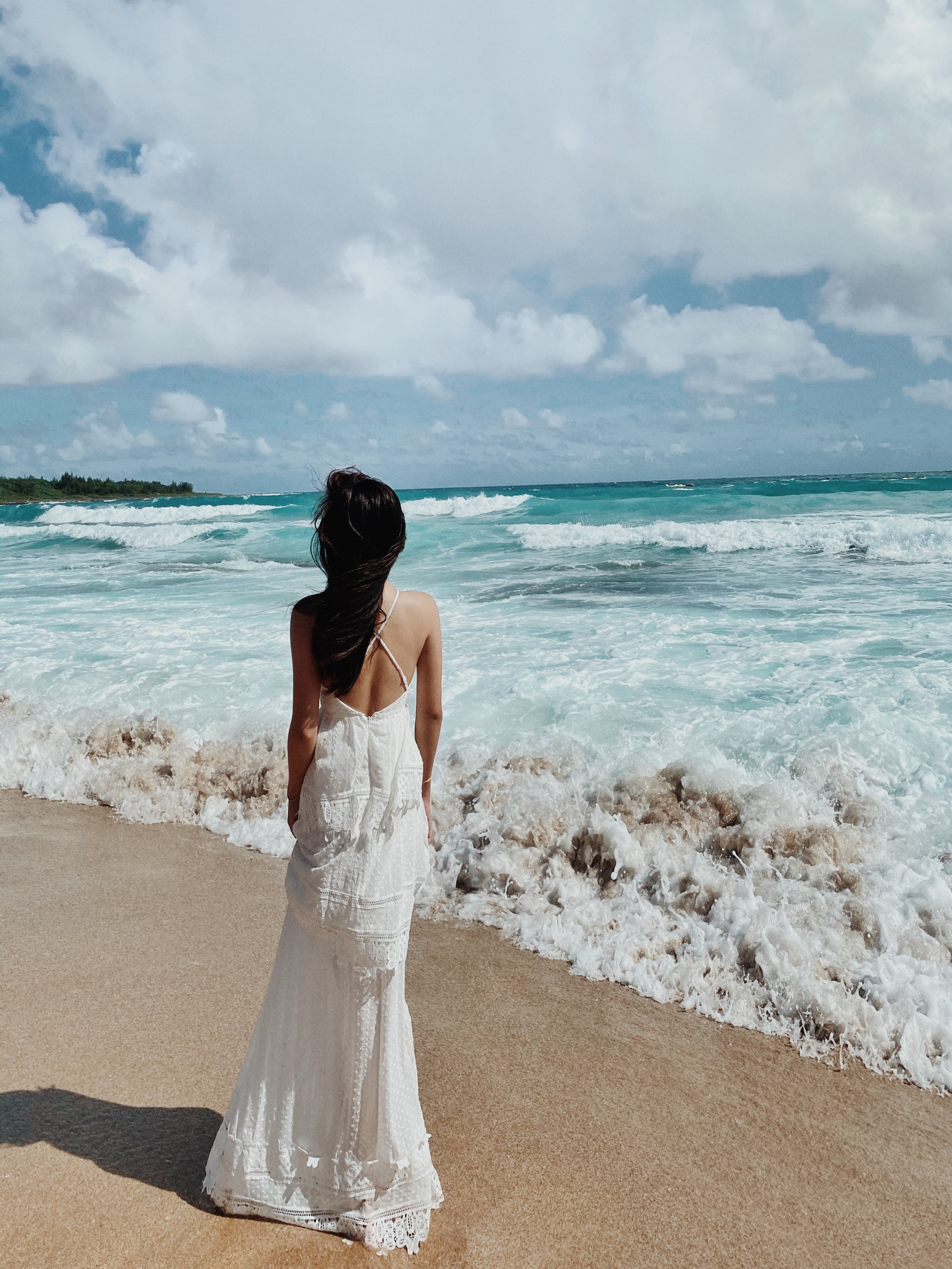 Aurora 黎明女神 透膚點點雪紡層次長洋裝