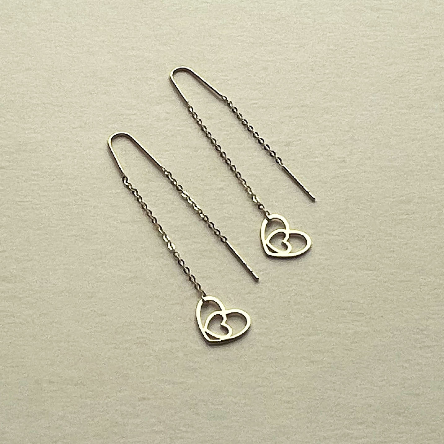 K10 / 素面垂墜愛心耳環