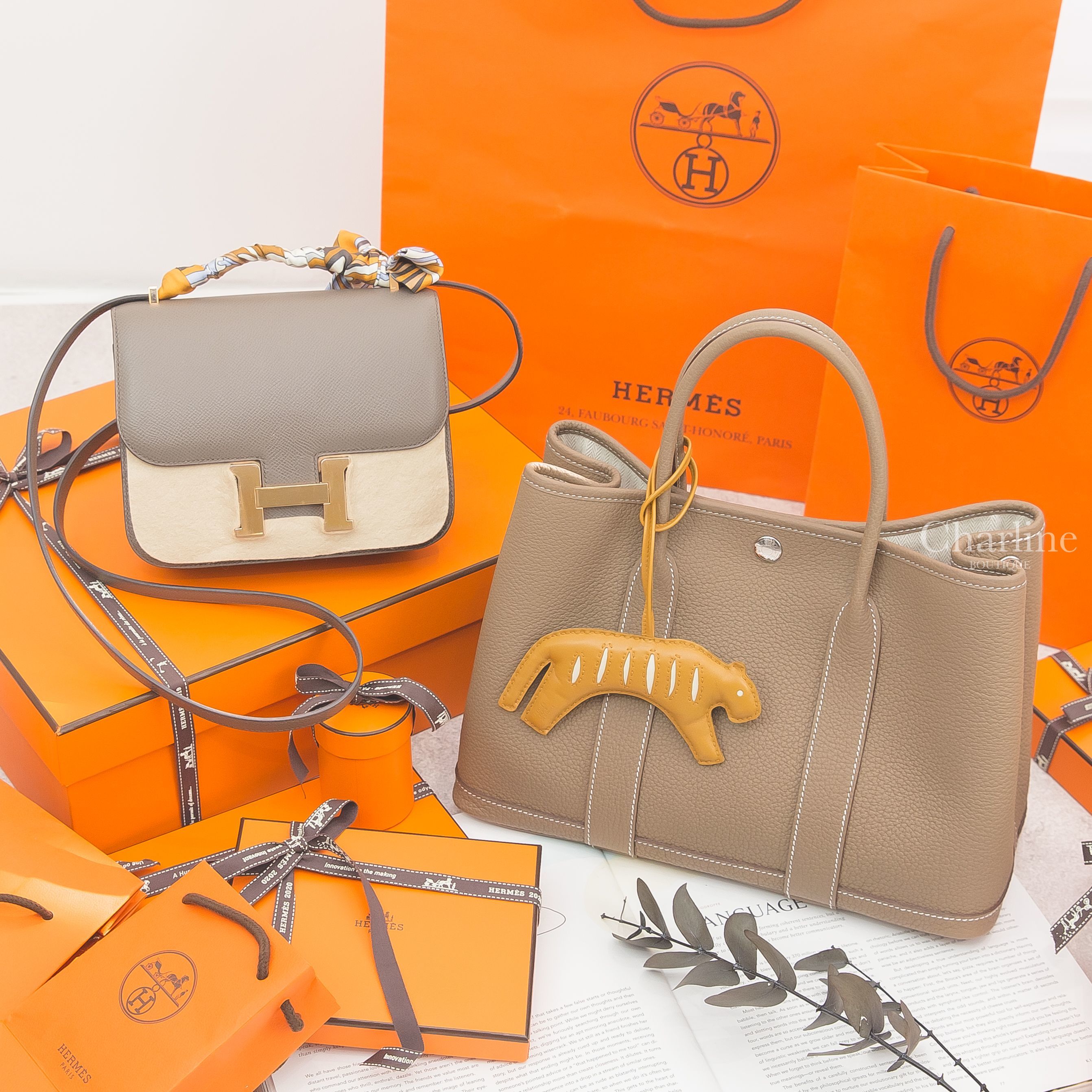 Hermès Garden Party 30cm 大象灰肩背包,Hermès Mini Constance 錫器灰玫瑰金釦,Hermès 芝麻黃小老虎吊飾-Charline Boutique精品代購