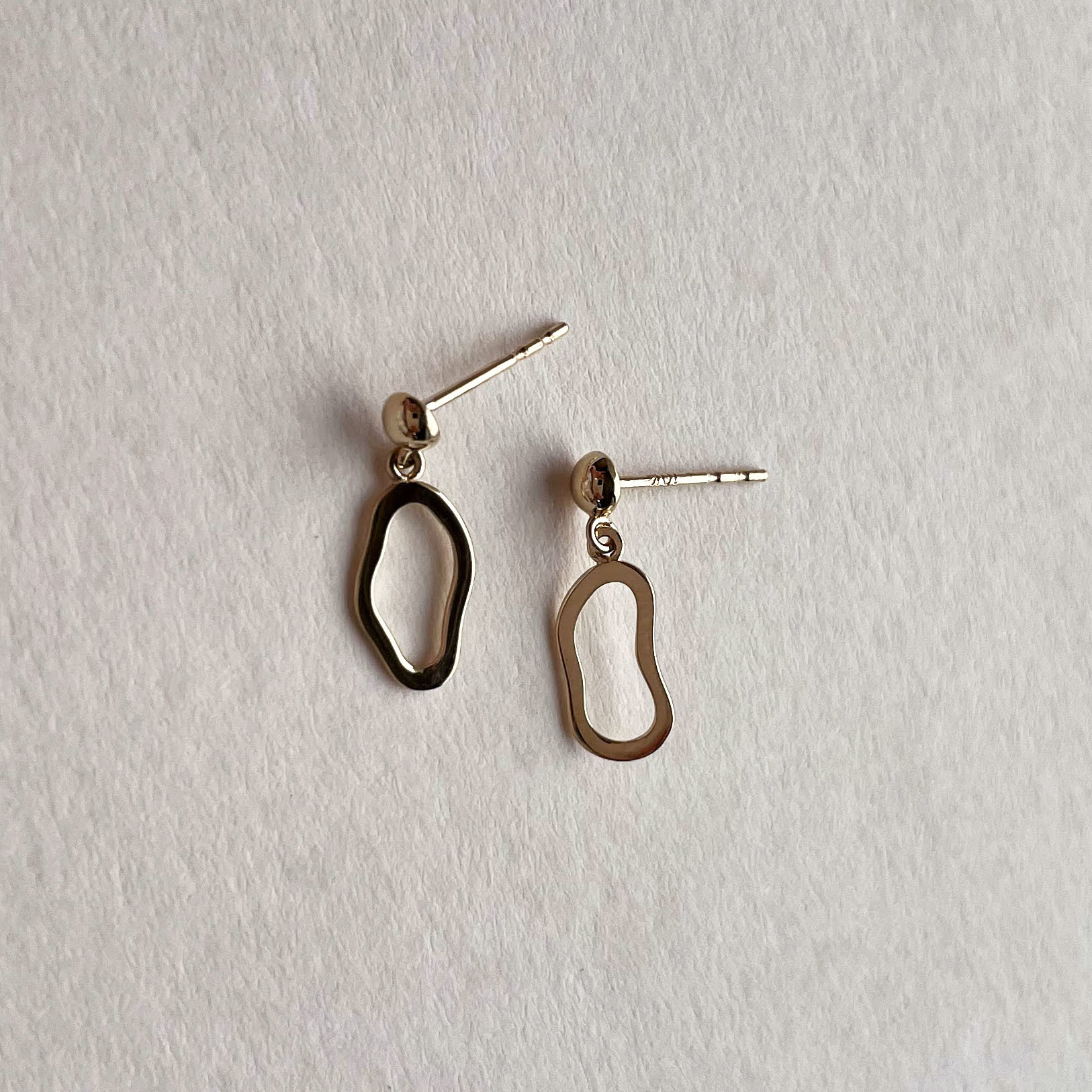 10K/素面流線耳環