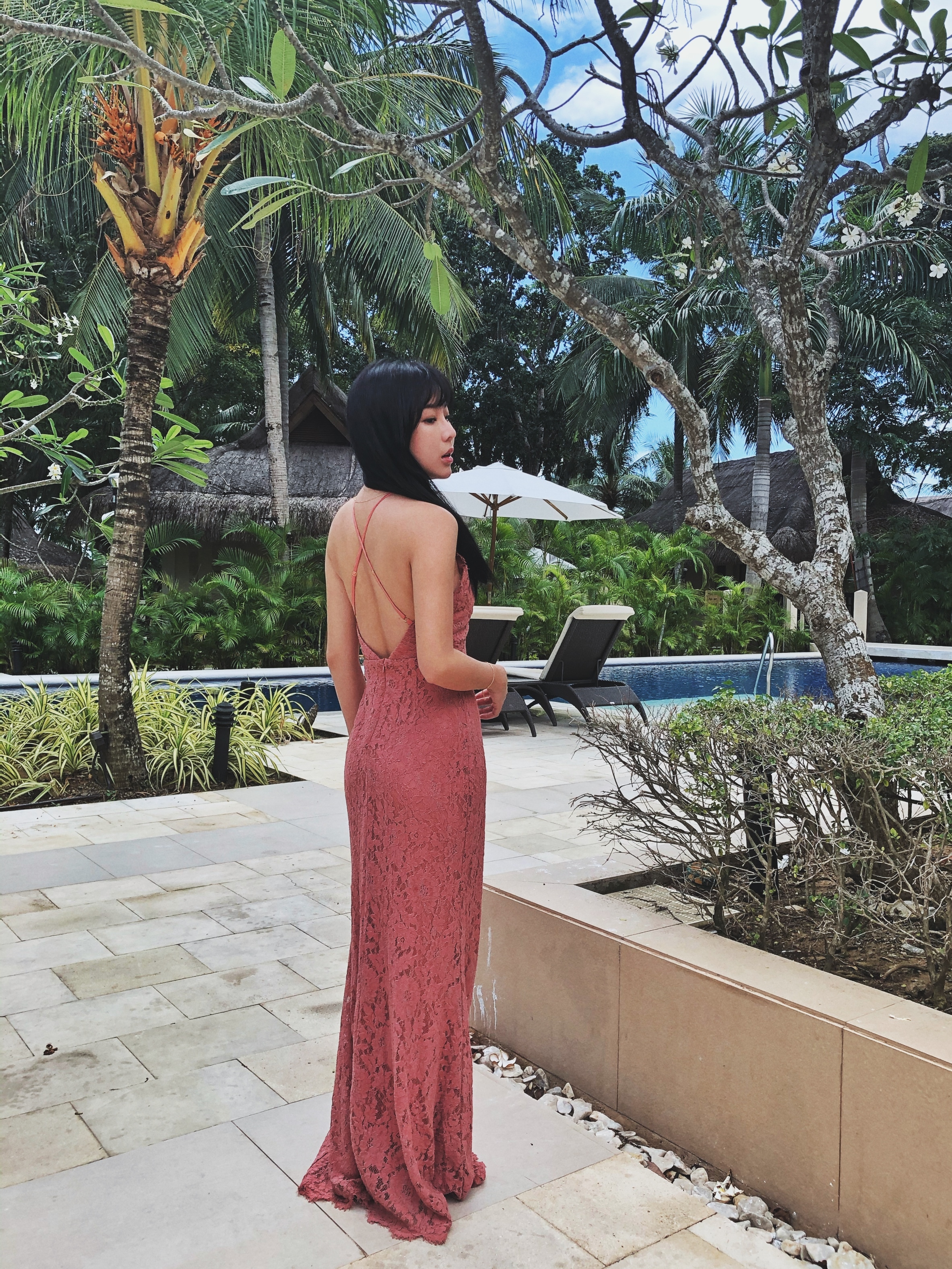 Red carpet 星光大道 削肩大露背蕾絲長洋