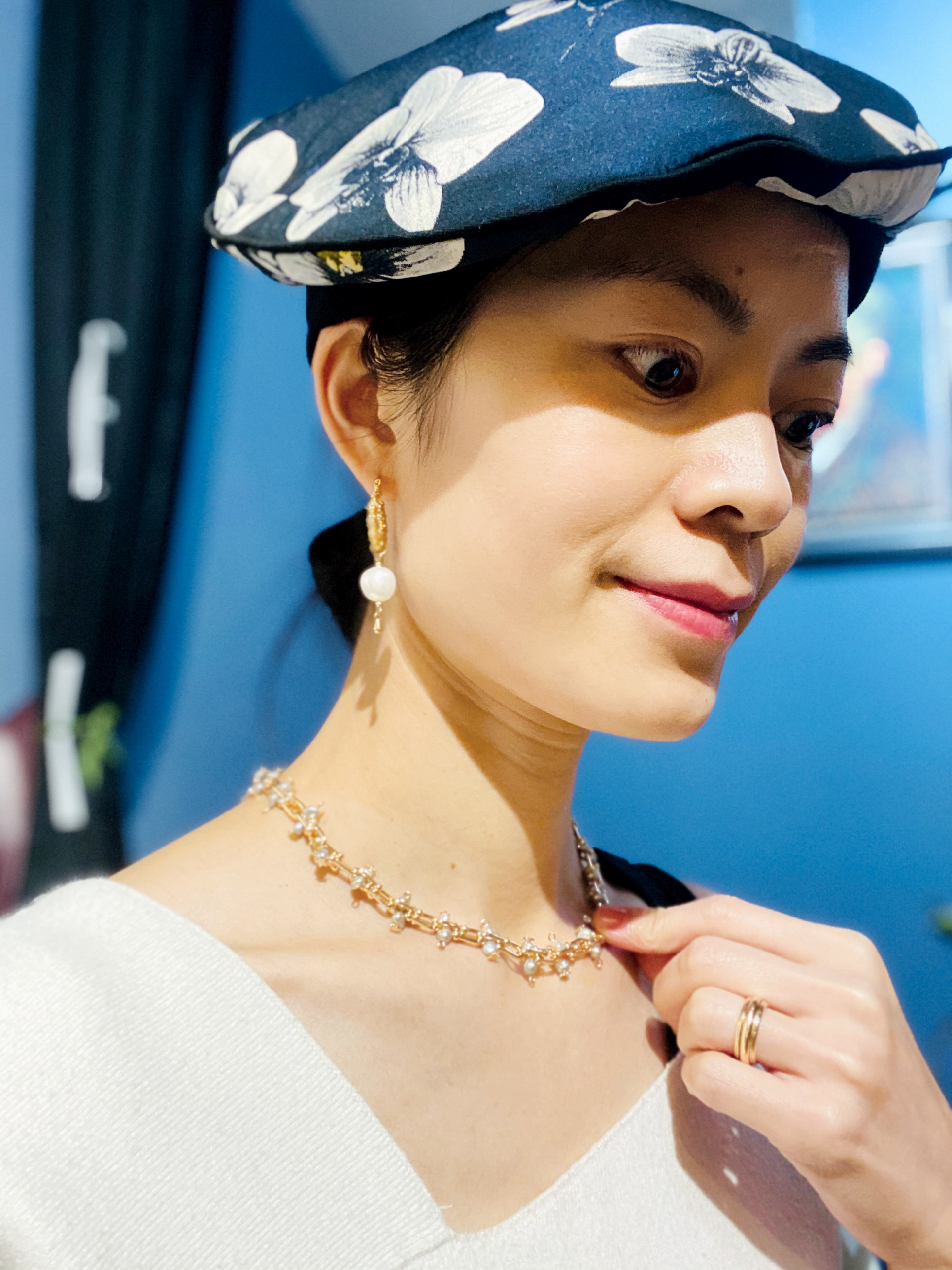 COLE COOL天然白色淡水珍珠14KGF耳環 不規則珍珠 淺金色高質感耳圈