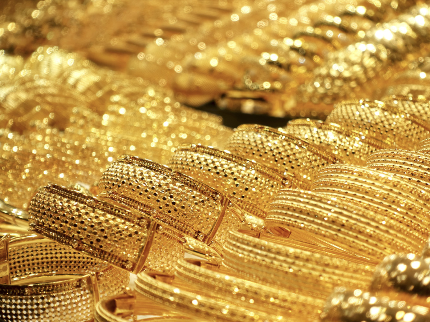 土耳其、杜拜、新加坡、馬來西亞等，具有回教文化的國家偏好高純度金飾，最基本的含金量都有22K金。 