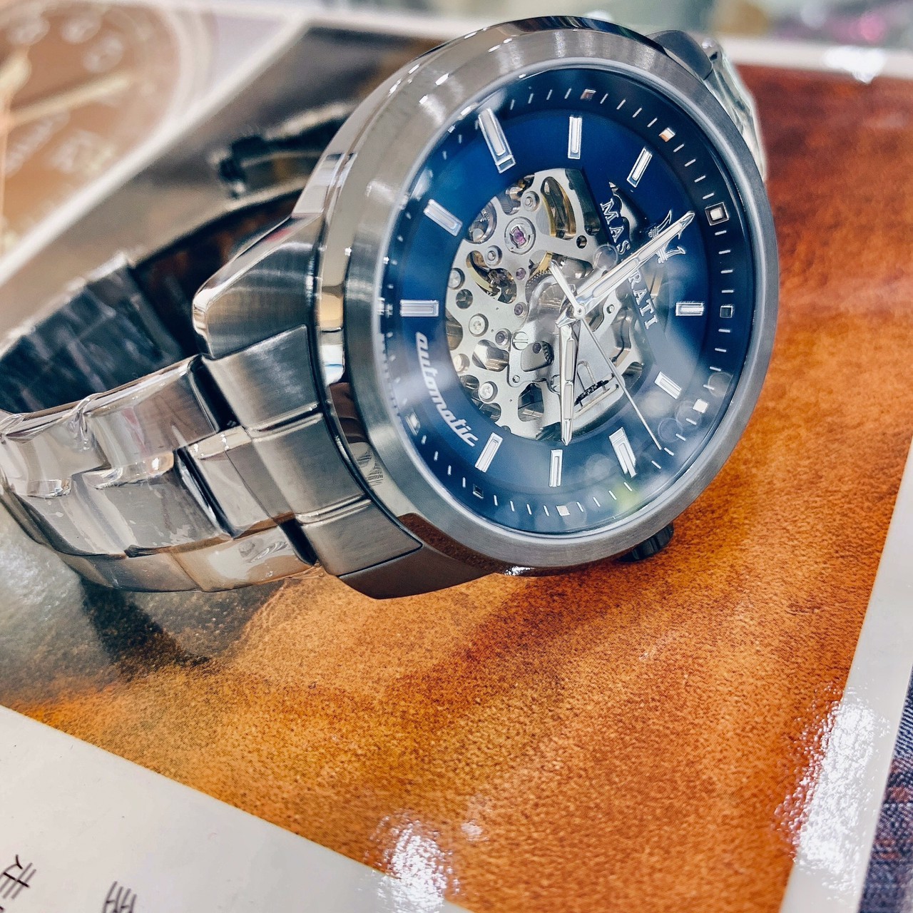 【Maserati瑪莎拉蒂】 鏤空三針槍黑色機械錶  R8823121001 43mm 現代鐘錶