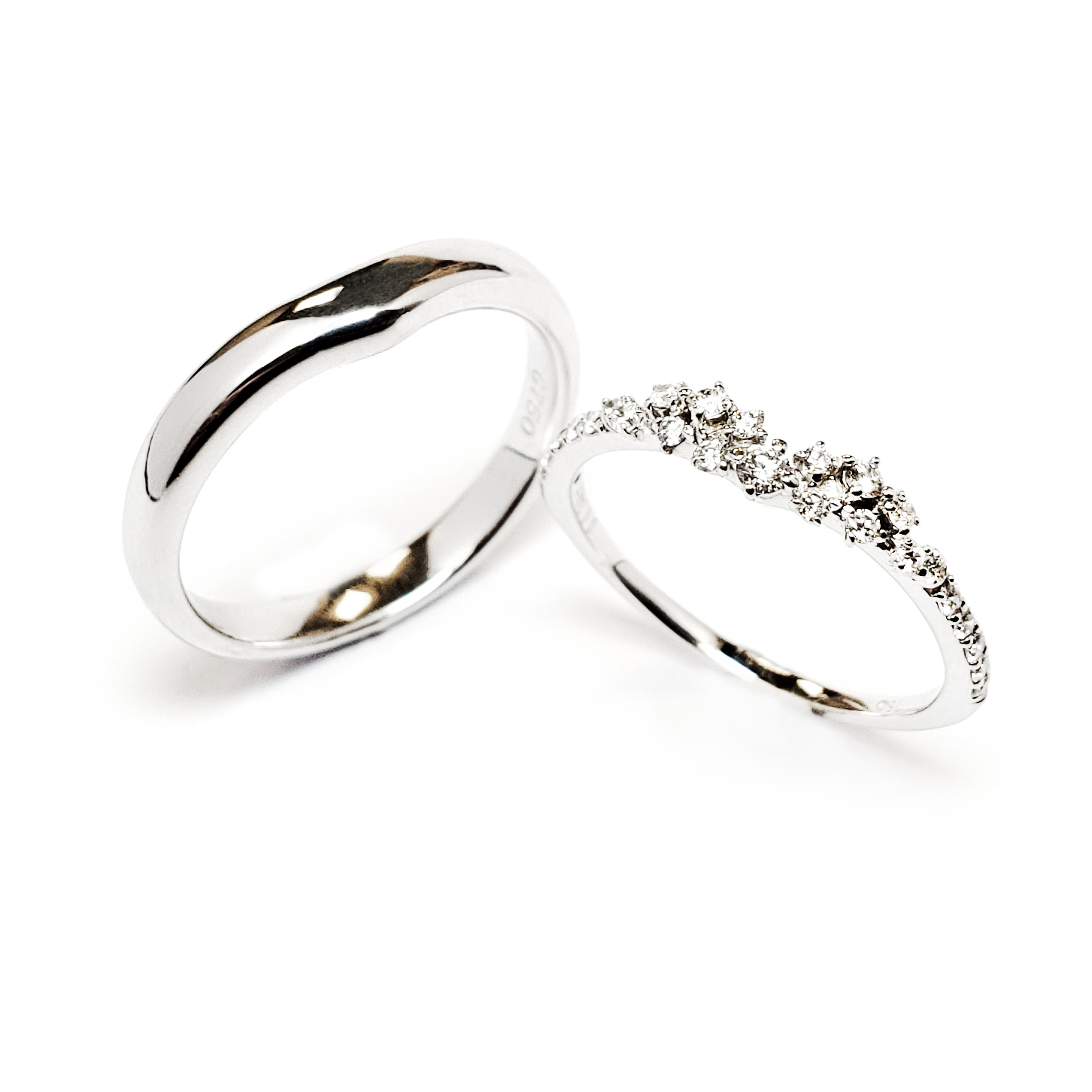 18K白金天然鑽石結婚戒指