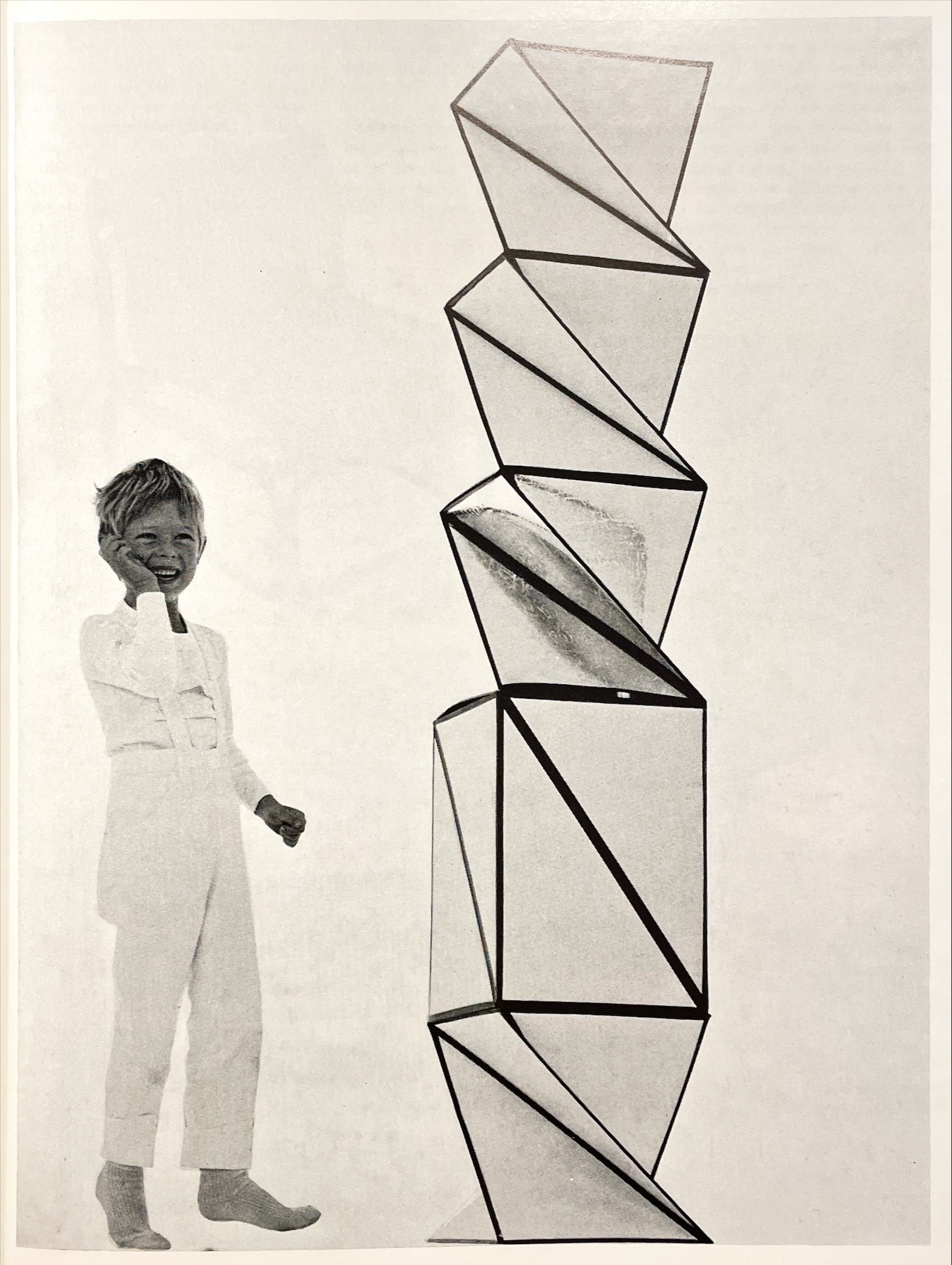 紙結構體 / Mikael Björnstjerna