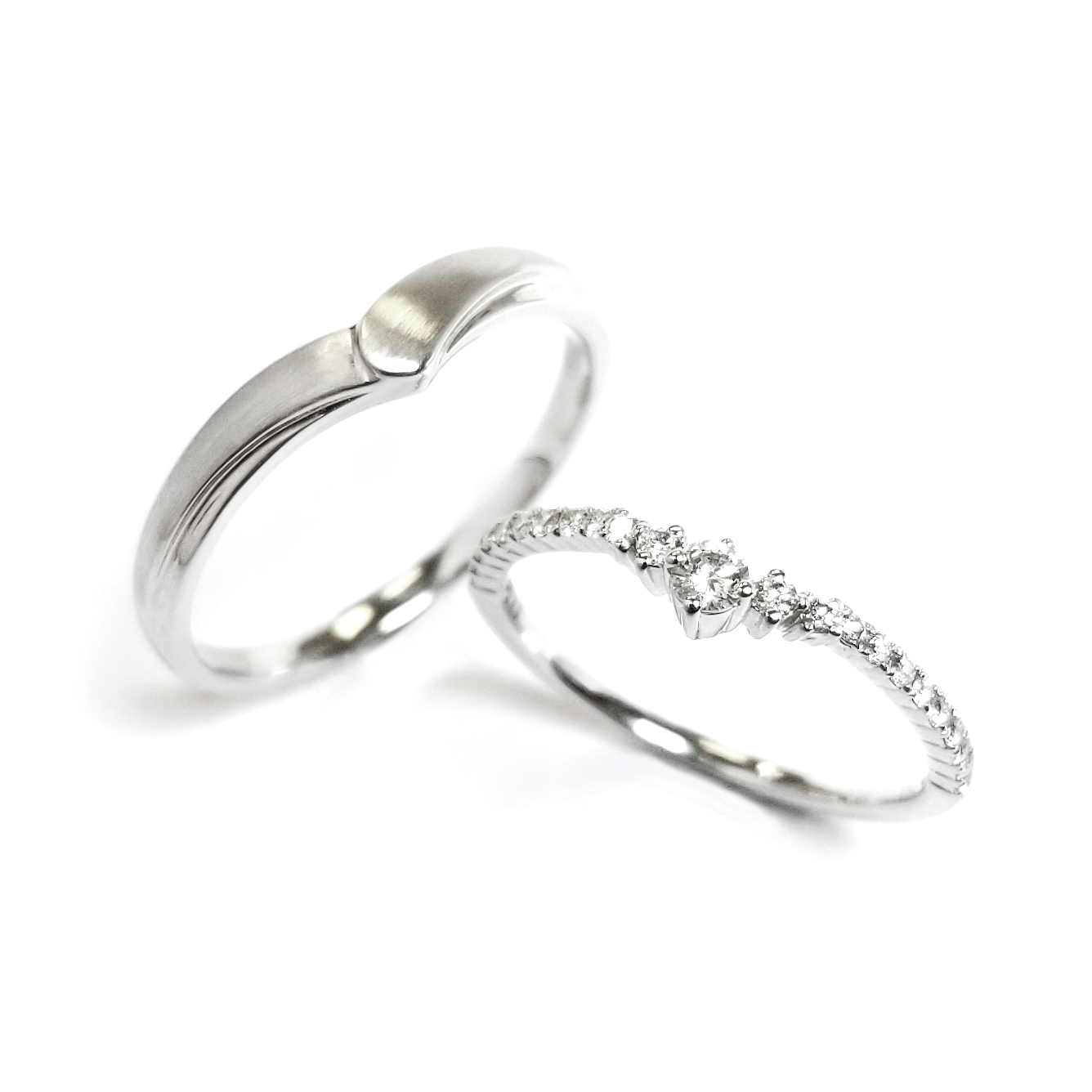 18K 白金天然鑽石結婚戒指