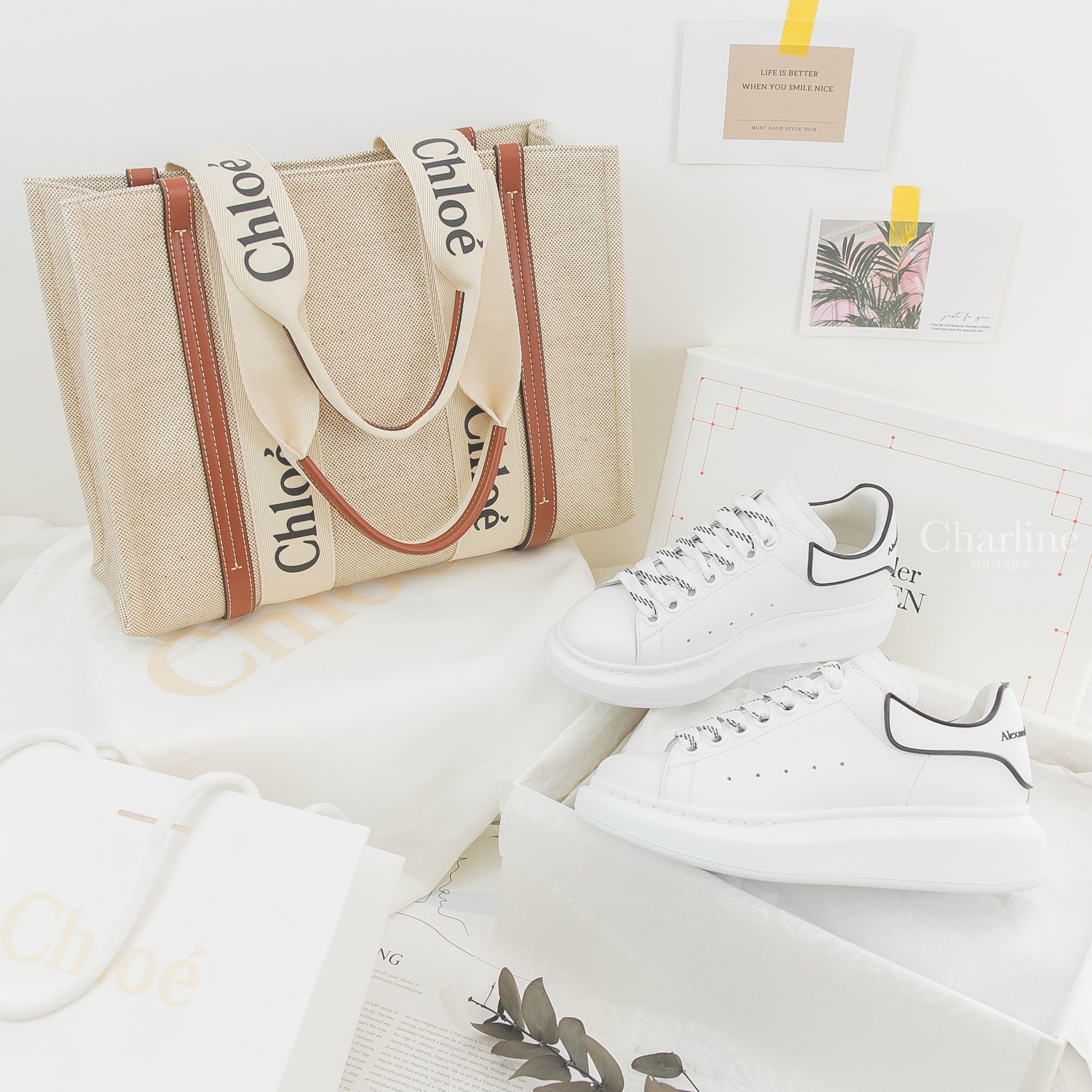 Chloe Medium Woody Tote Bag 米白色帆布拼棕色皮革黑Logo中型提把托特包,Alexander Mcqueen Oversized Sneaker 白色黑字條紋鞋帶小牛皮運動鞋-Charline Boutique 精品代購