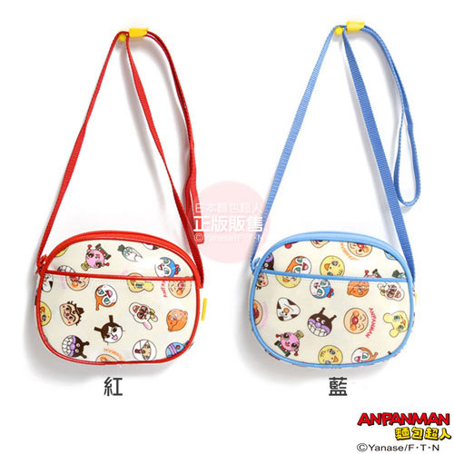 麵包超人滿版可調式斜背包