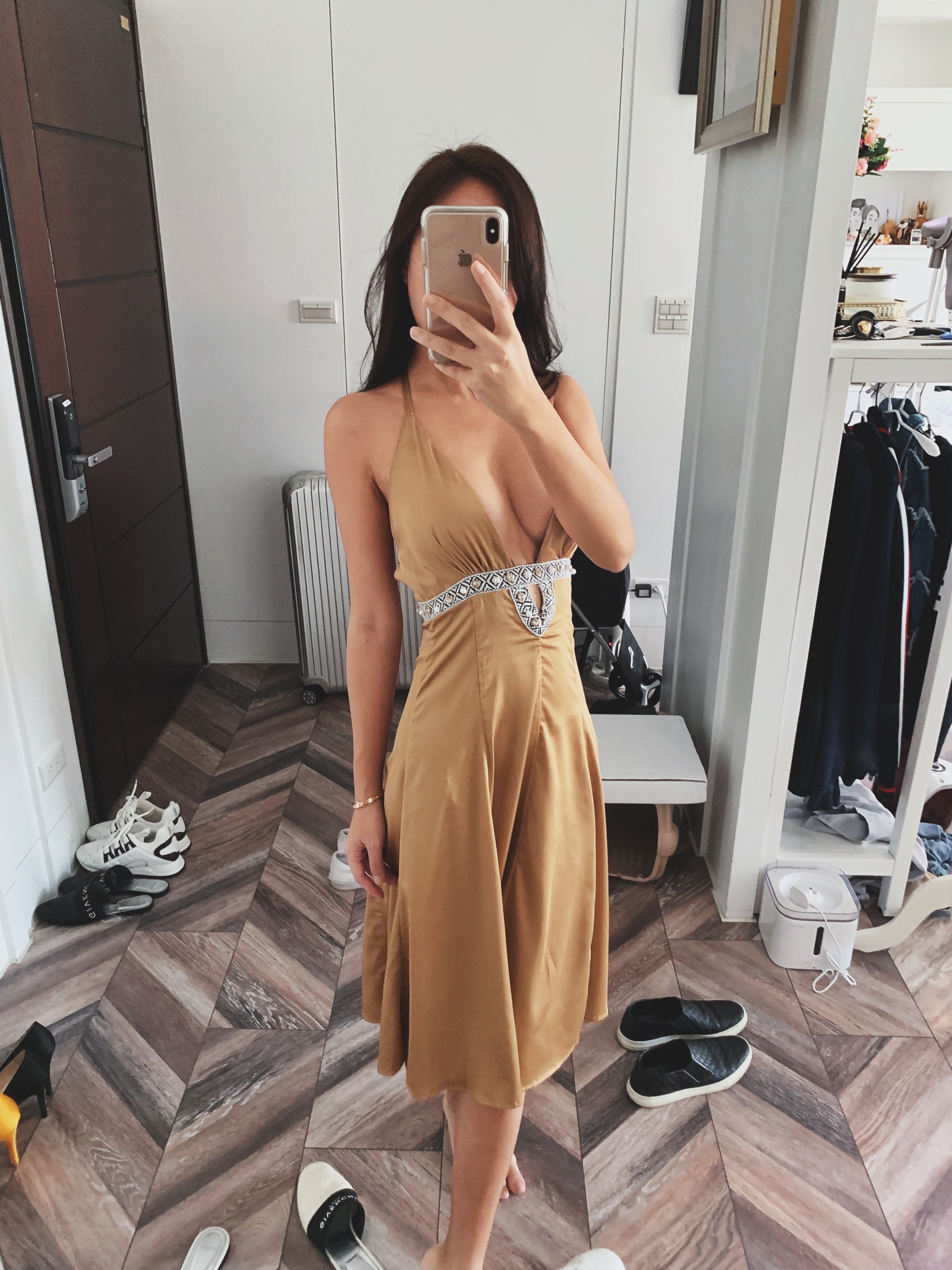 Artemis 希臘女神 緞面綁繩低胸洋裝