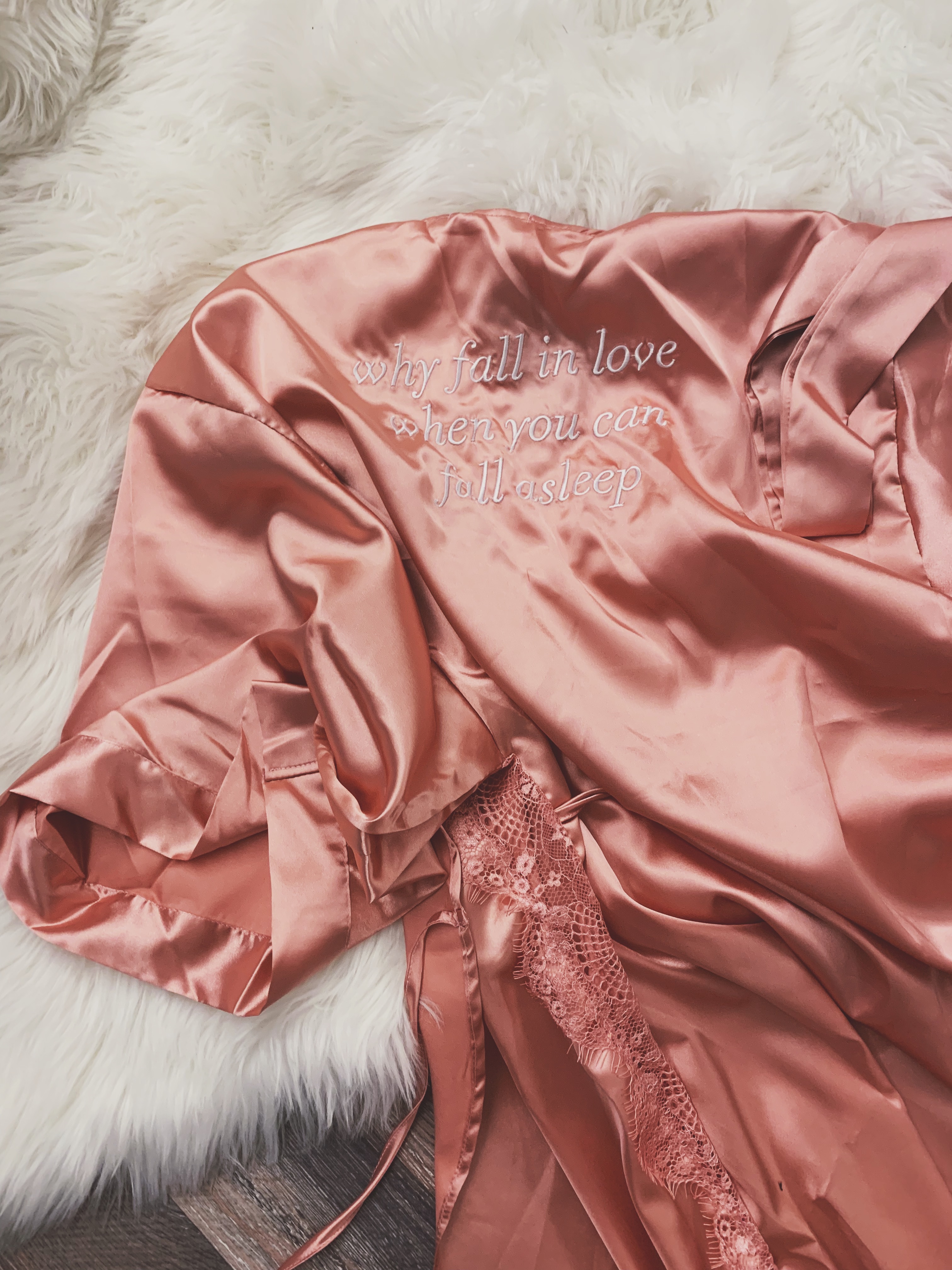 Why fall in love 訂製款宅女睡袍 絲緞刺繡蕾絲