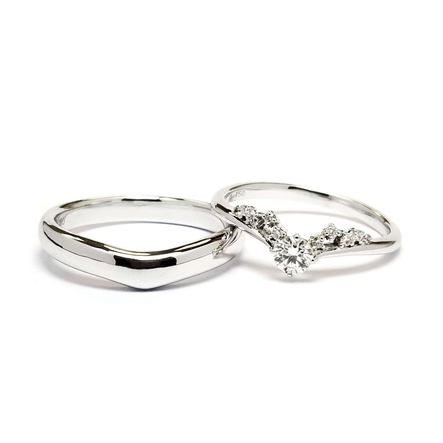 18K白金鑽石結婚戒指