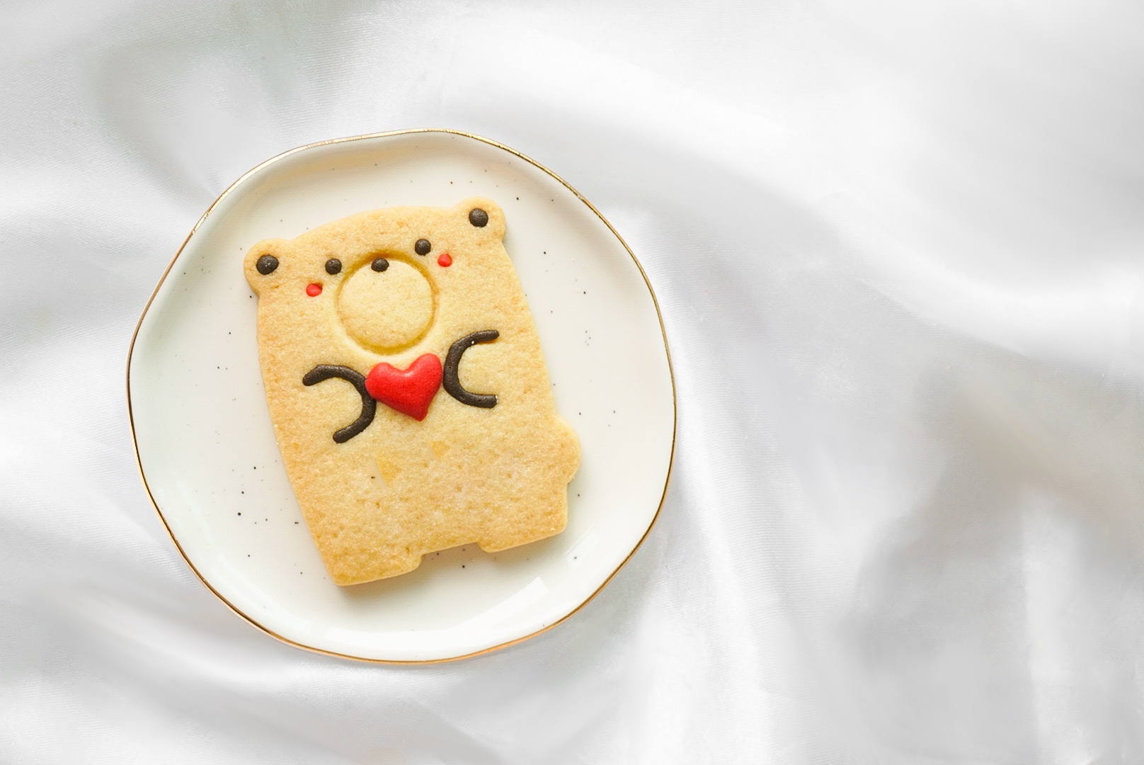 愛心熊仔糖霜曲奇