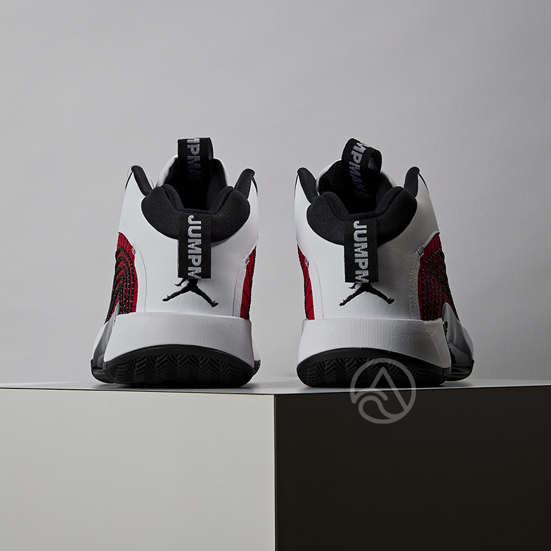 Nike Jordan Jumpman 2021 PF 男白紅避震包覆運動XDR 籃球鞋CQ...