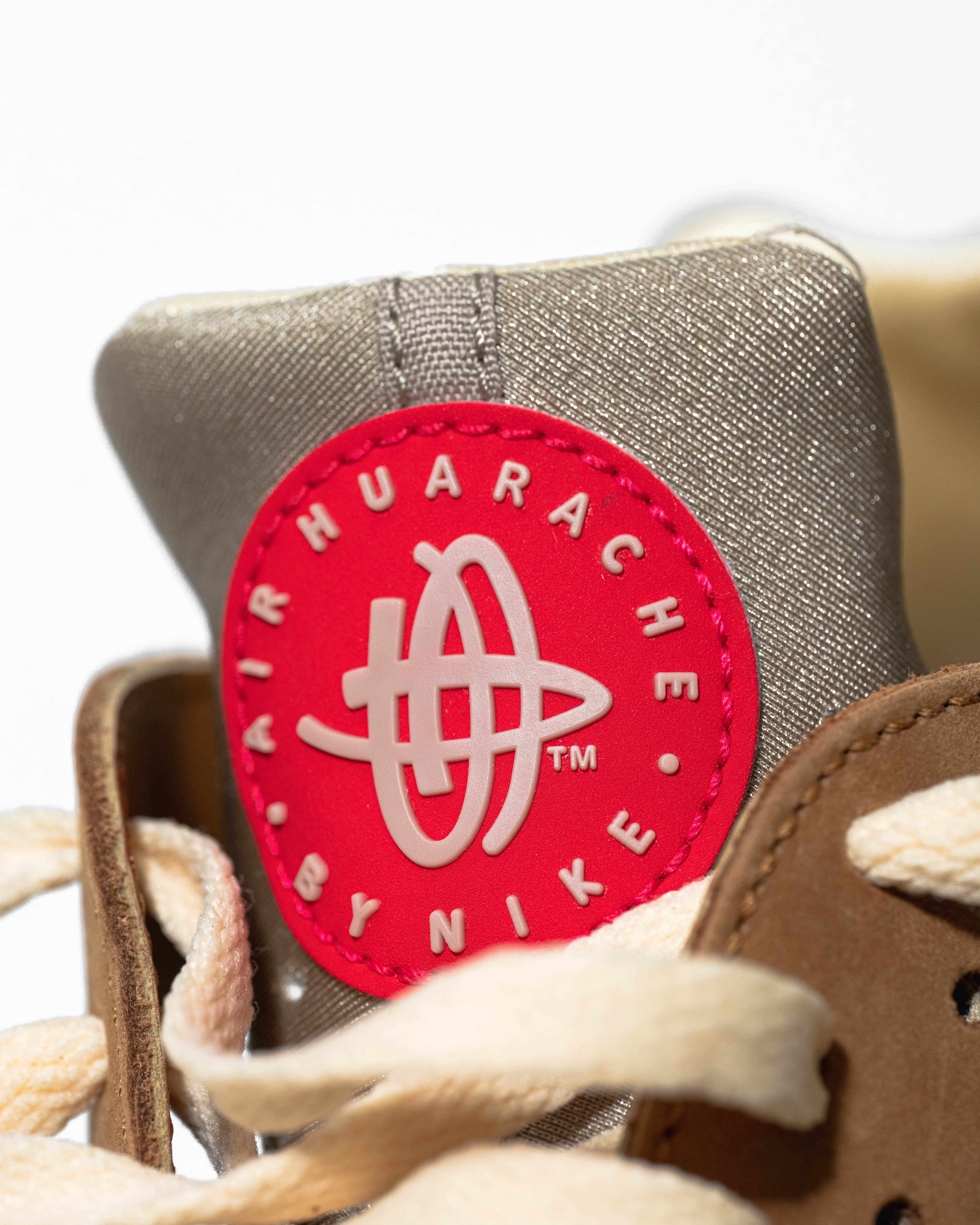 [現貨] Nike x Stussy Air Huarache "Desert Oak" DD1381-200