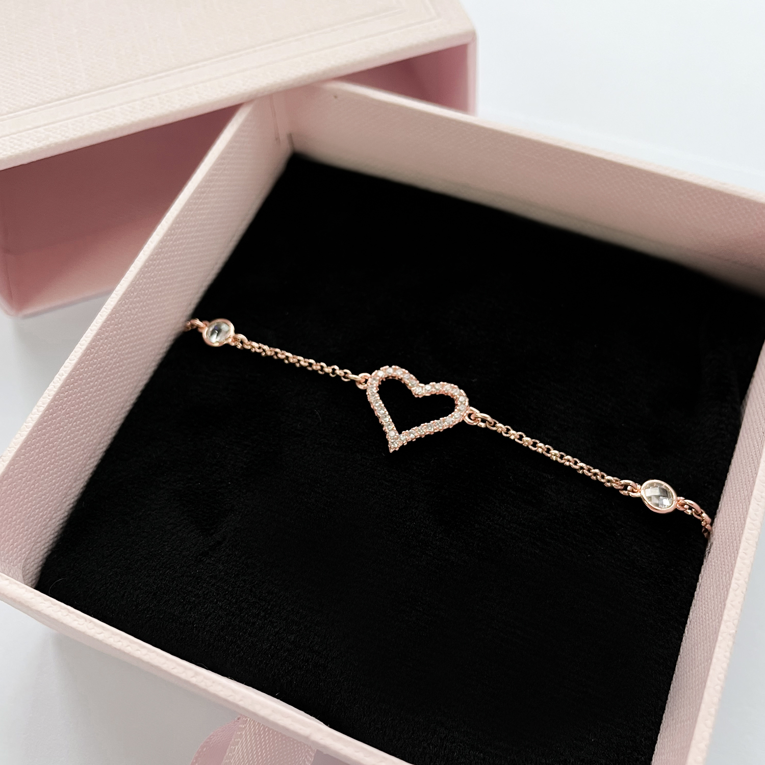 Rose Gold Crystal Heart Shaped Bracelet