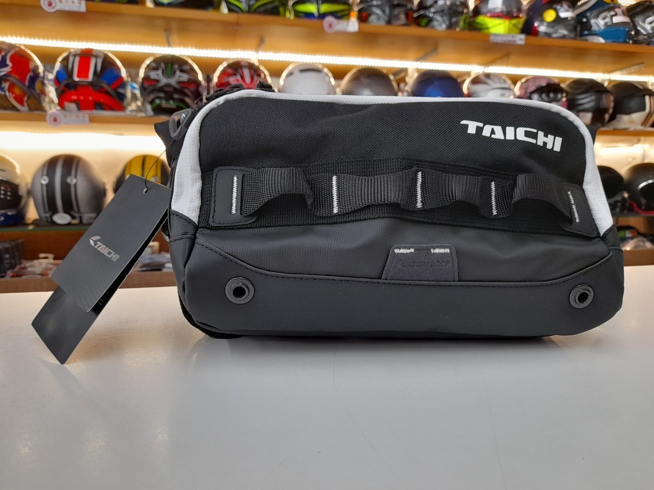 TAICHI RSB279 BLACK/WHITE 黑白 騎士包 腰包 防水內袋