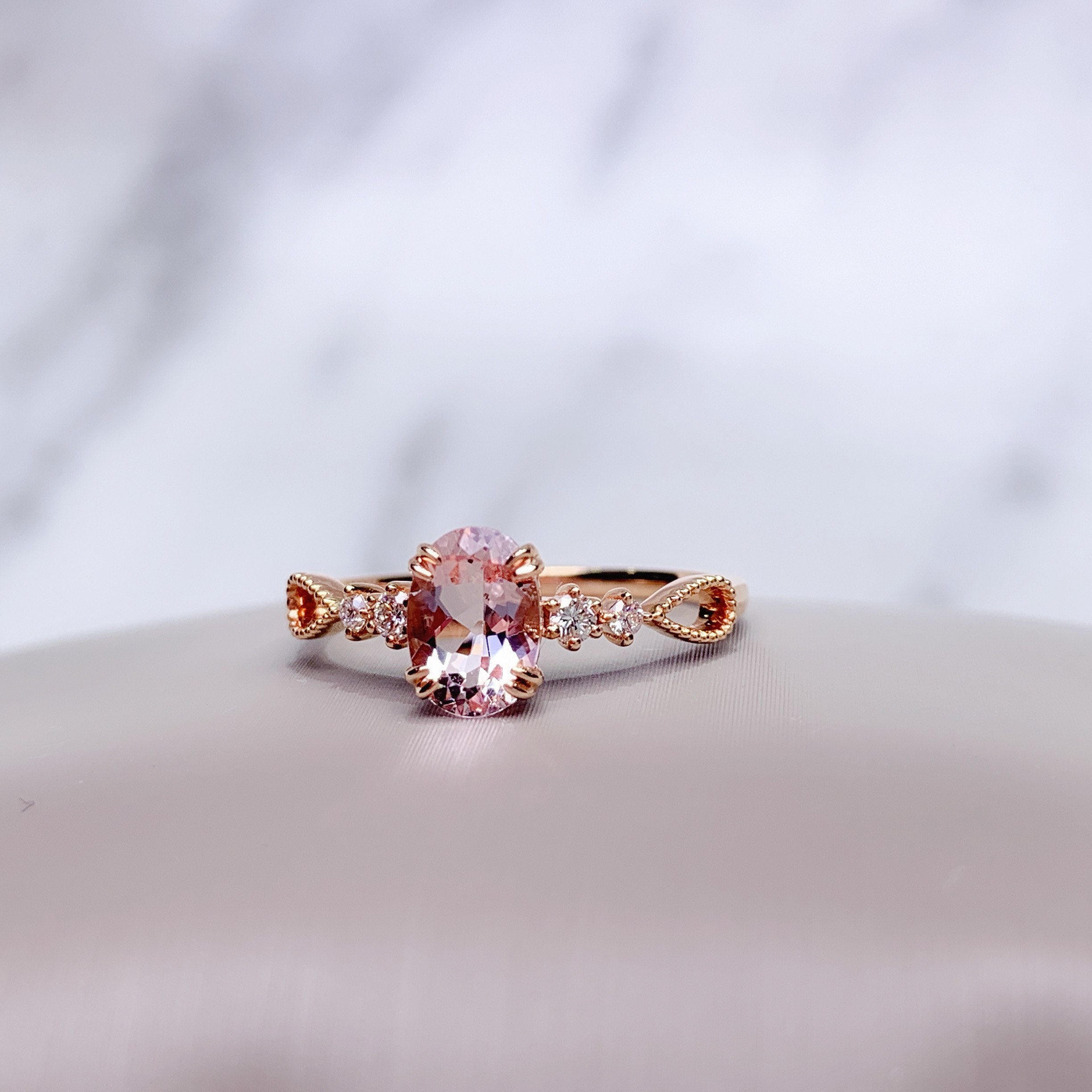 18K 玫瑰金 0.7ct 摩根石戒指