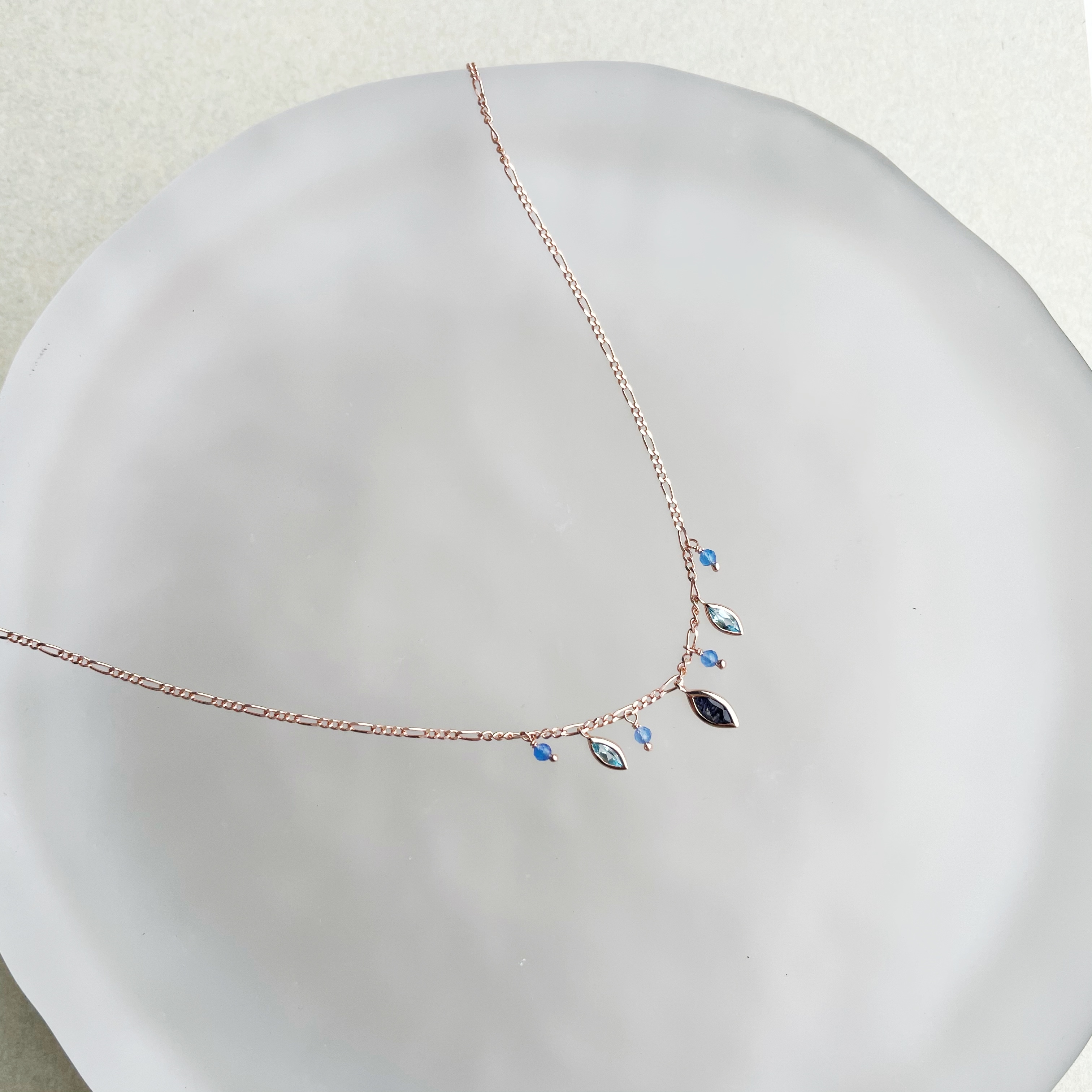 波瑟芬葉子Blue項鍊