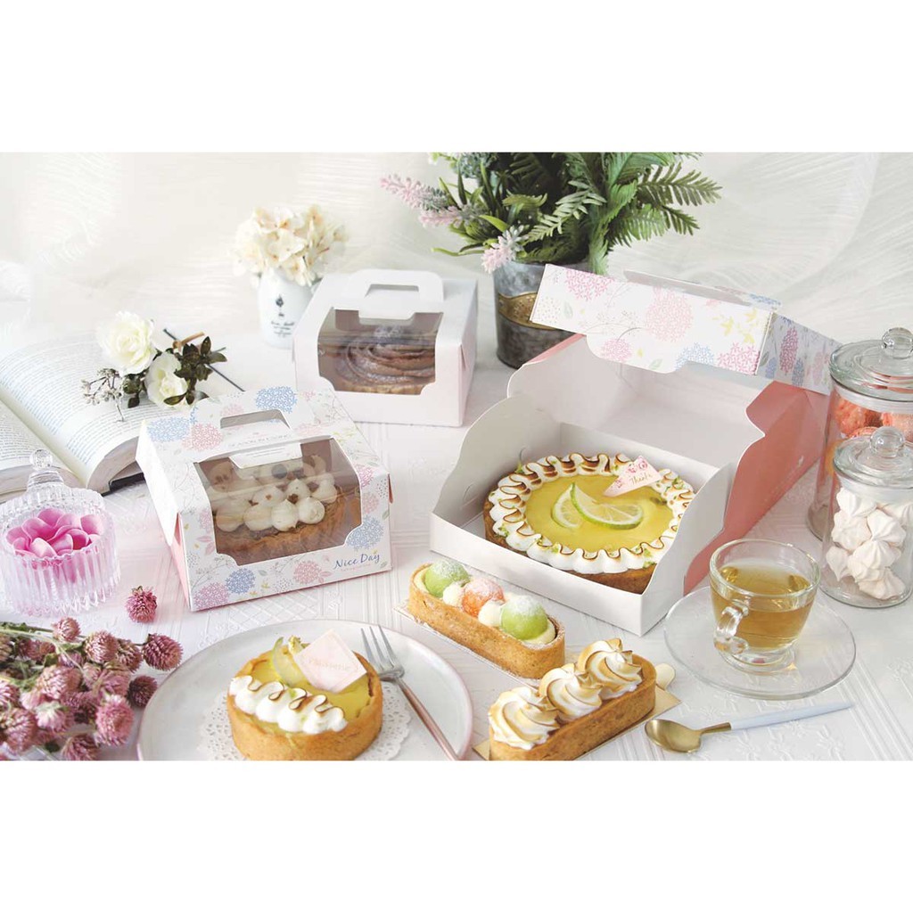四吋 S 手提壓紋鏤空蛋糕盒 朵朵圓舞曲 10入/包 13x13x7Ccm【3-2931452】