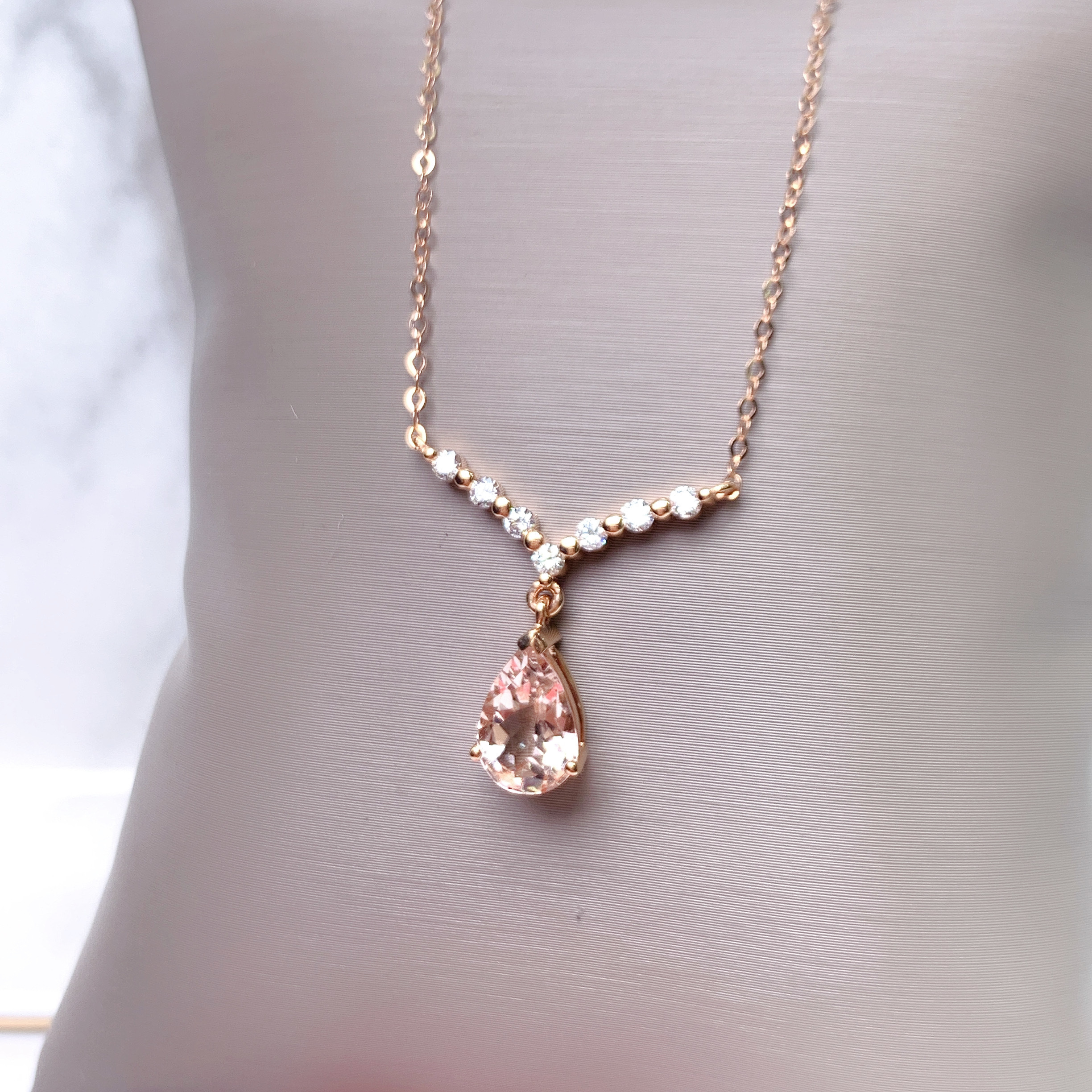 18K 玫瑰金 1.1ct 摩根石項鍊