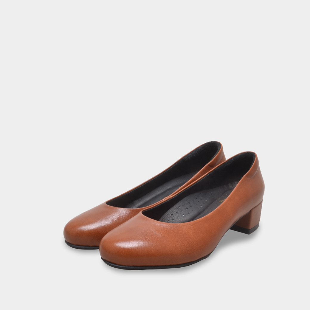 7411 深棕小羊 橢圓低跟鞋