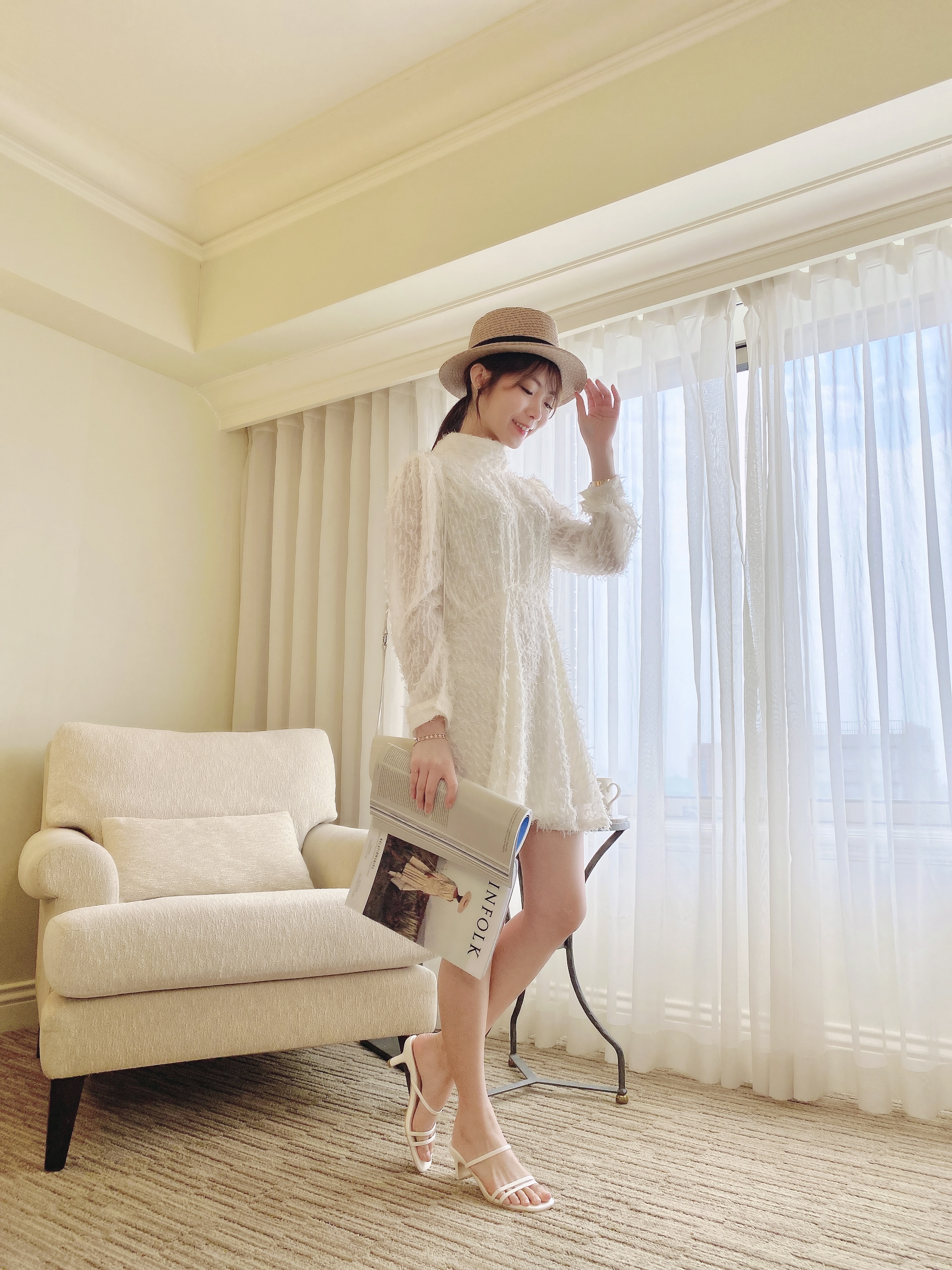 高質感羽毛柔軟女神短洋