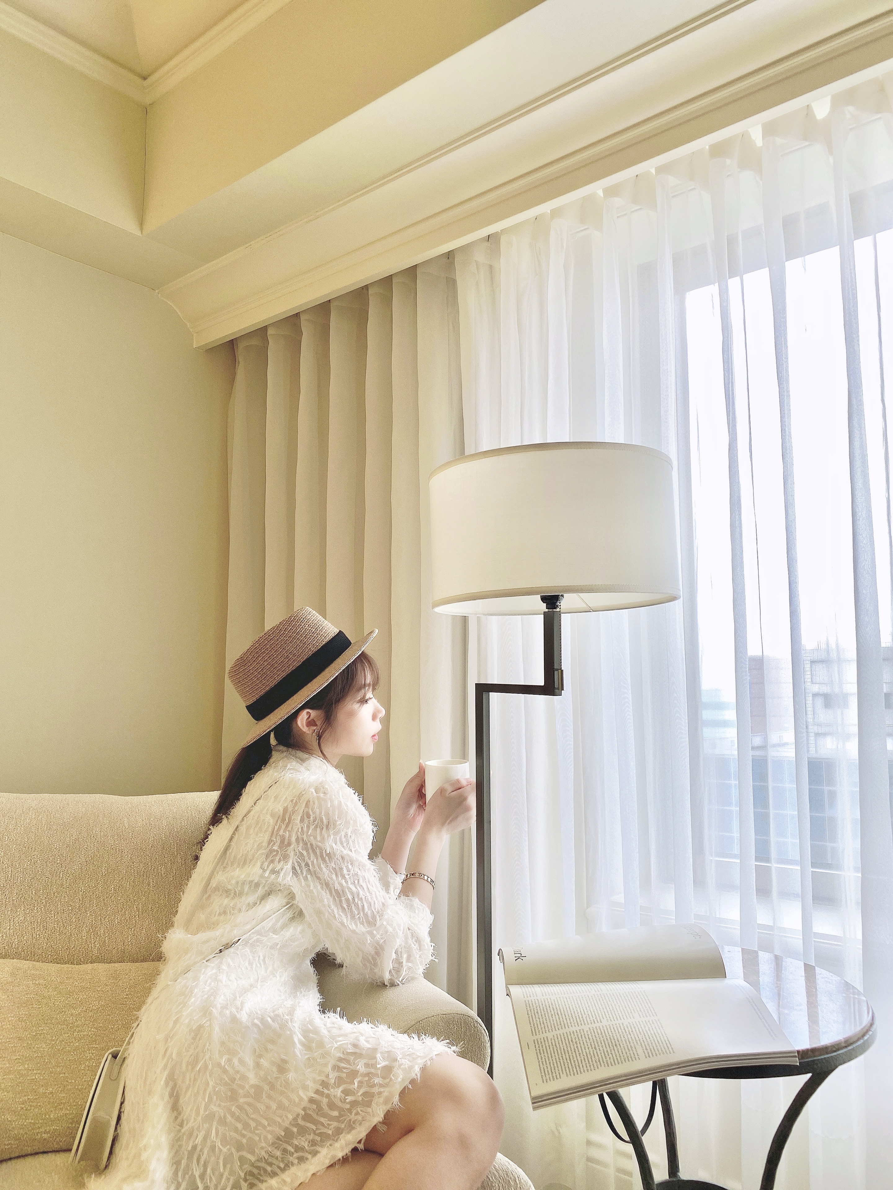 高質感羽毛柔軟女神短洋