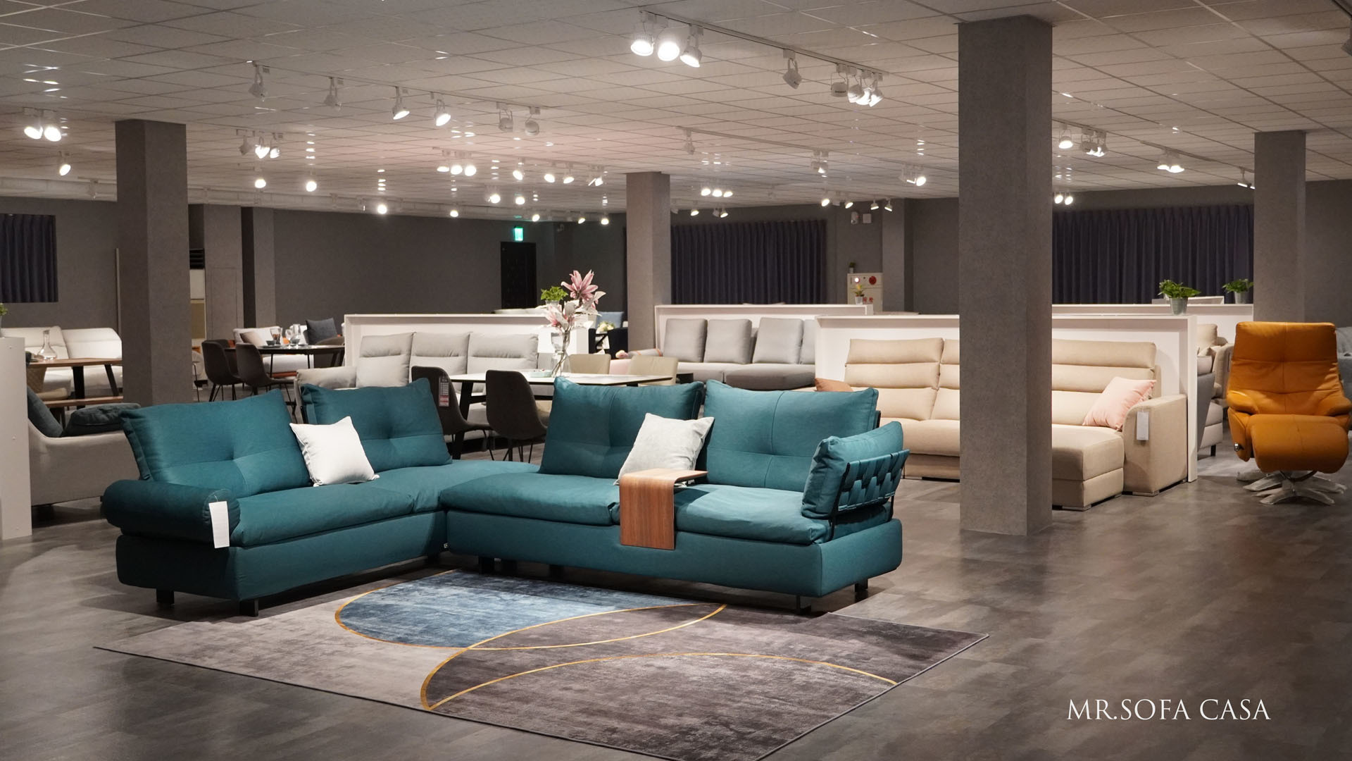 你知道自己是什麼星座嗎？適合什麼顏色的沙發呢？