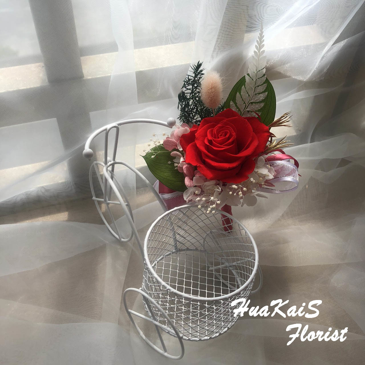 永生花|胸花|鮮紅色系|婚禮周邊|新郎胸花|伴郎胸花|招待胸花