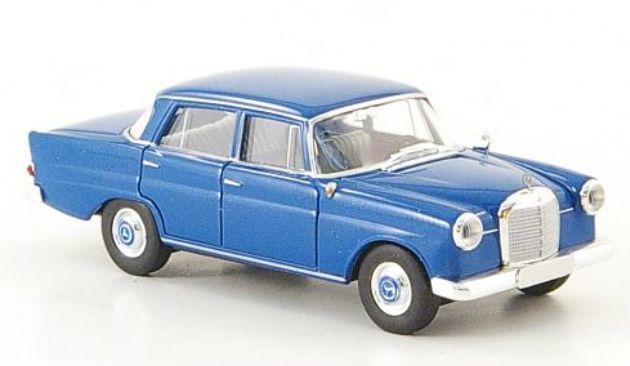 1/87 BREKINA STARMADA Mercedes 190C (W110) Blue (13352)