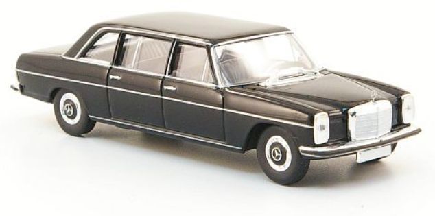 1/87 BREKINA STARMADA Mercedes 220 D Lang (W115) Black (13401)
