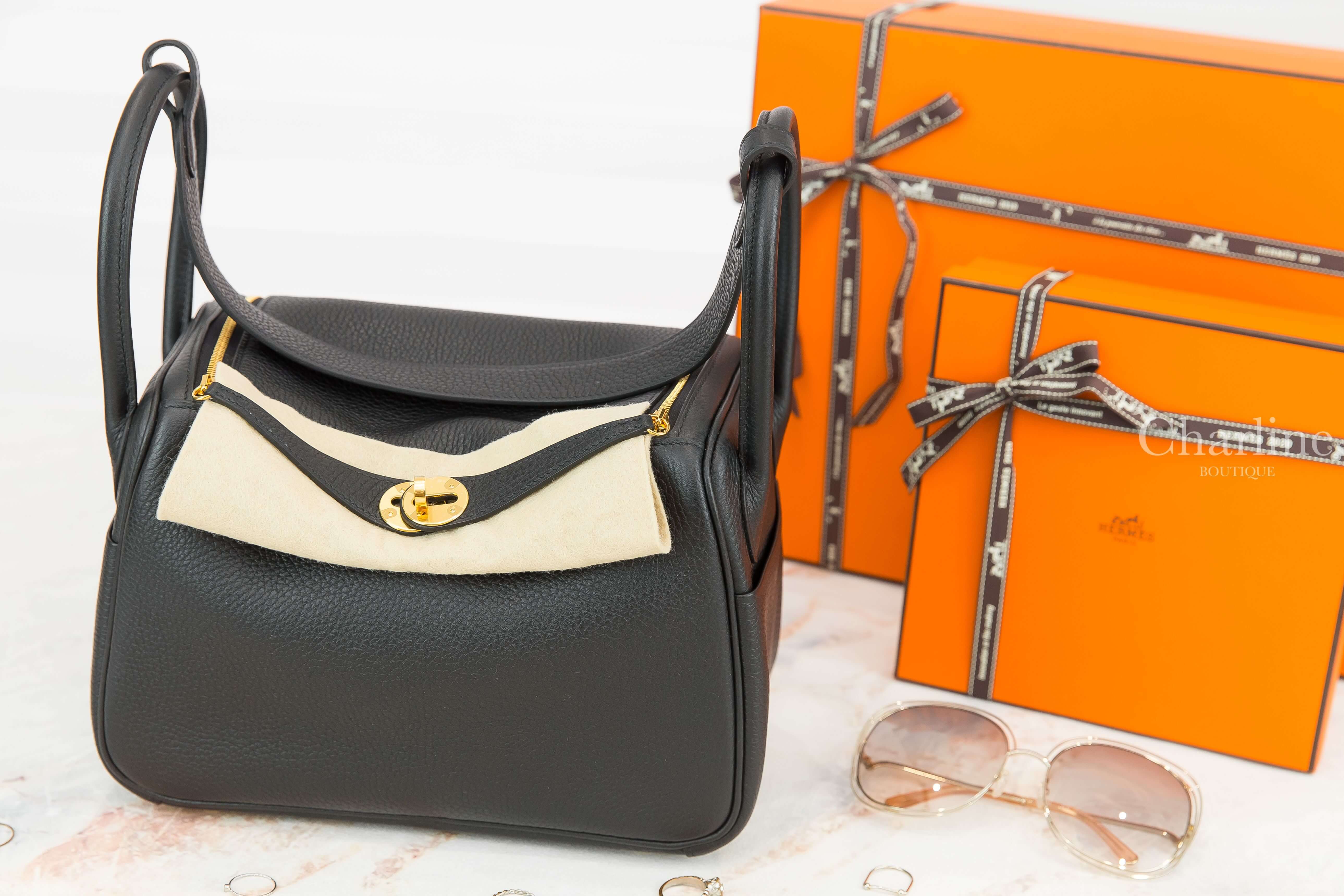 Hermes Lindy 26cm 89 Noir Taurillon Clemence Y刻黑色金釦-Charline Boutique 精品代購