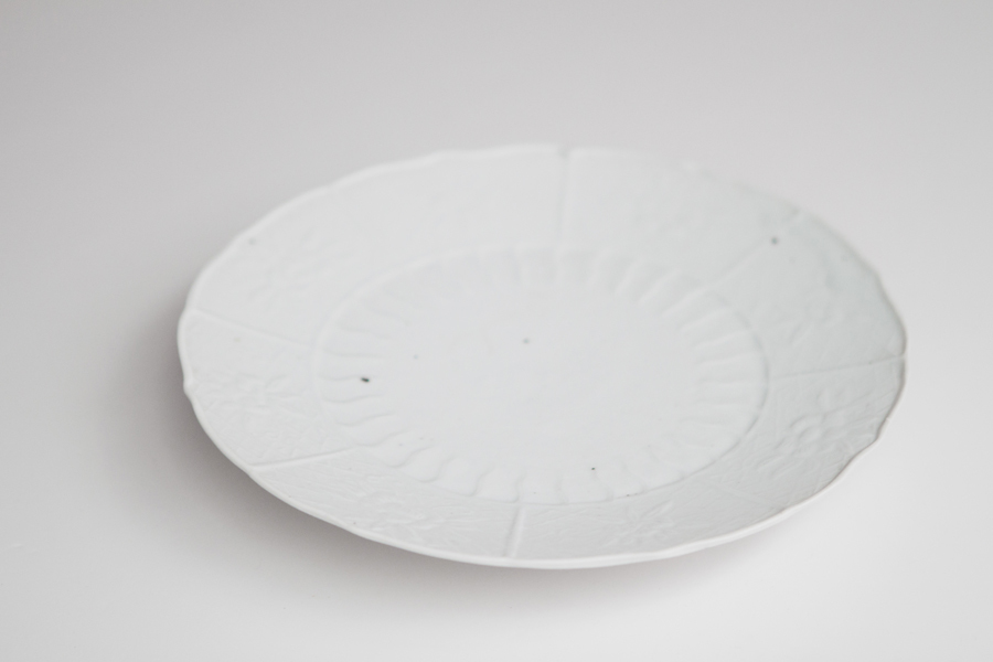 文祥窯-白磁型打草花7吋皿