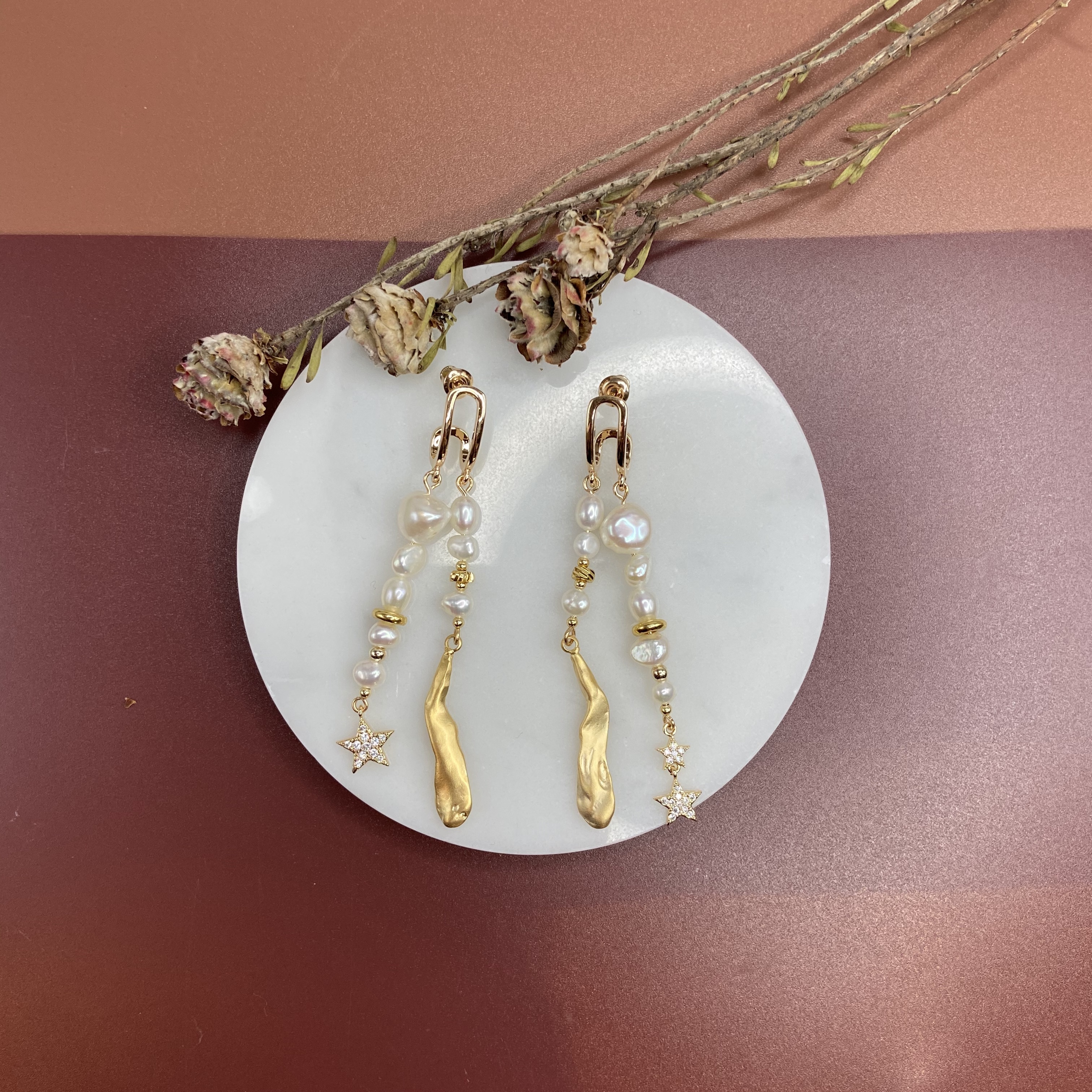 COLE COOL高雅雙線不對稱珍珠耳環