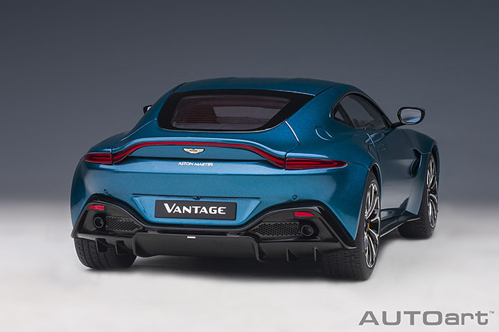 1/18 AUTOART  ASTON MARTIN VANTAGE 2019 (MING BLUE) (70278)