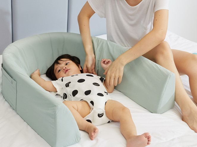 百變造型綠色床圍