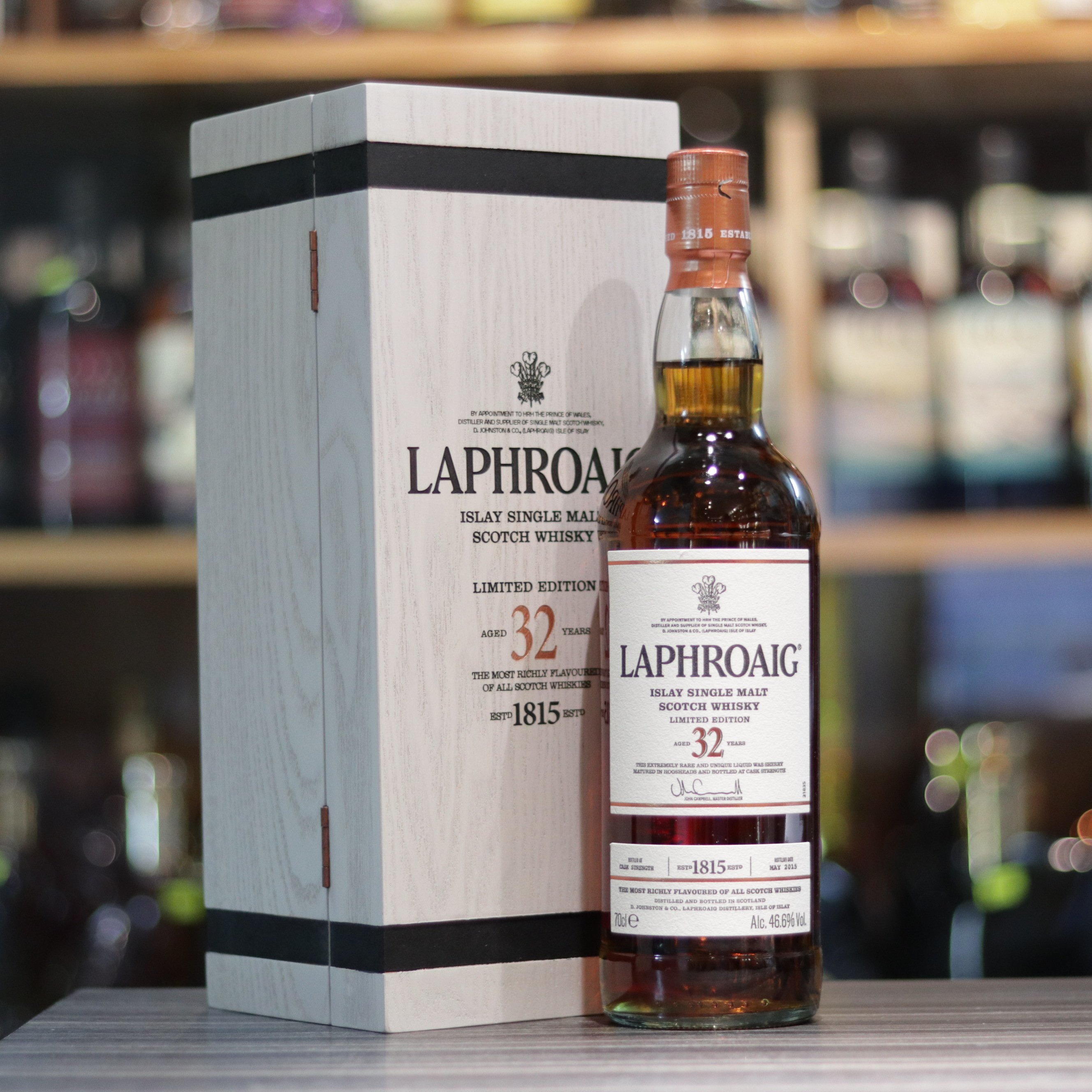 Laphroaig 32 Year Old - 70cl/46.6%