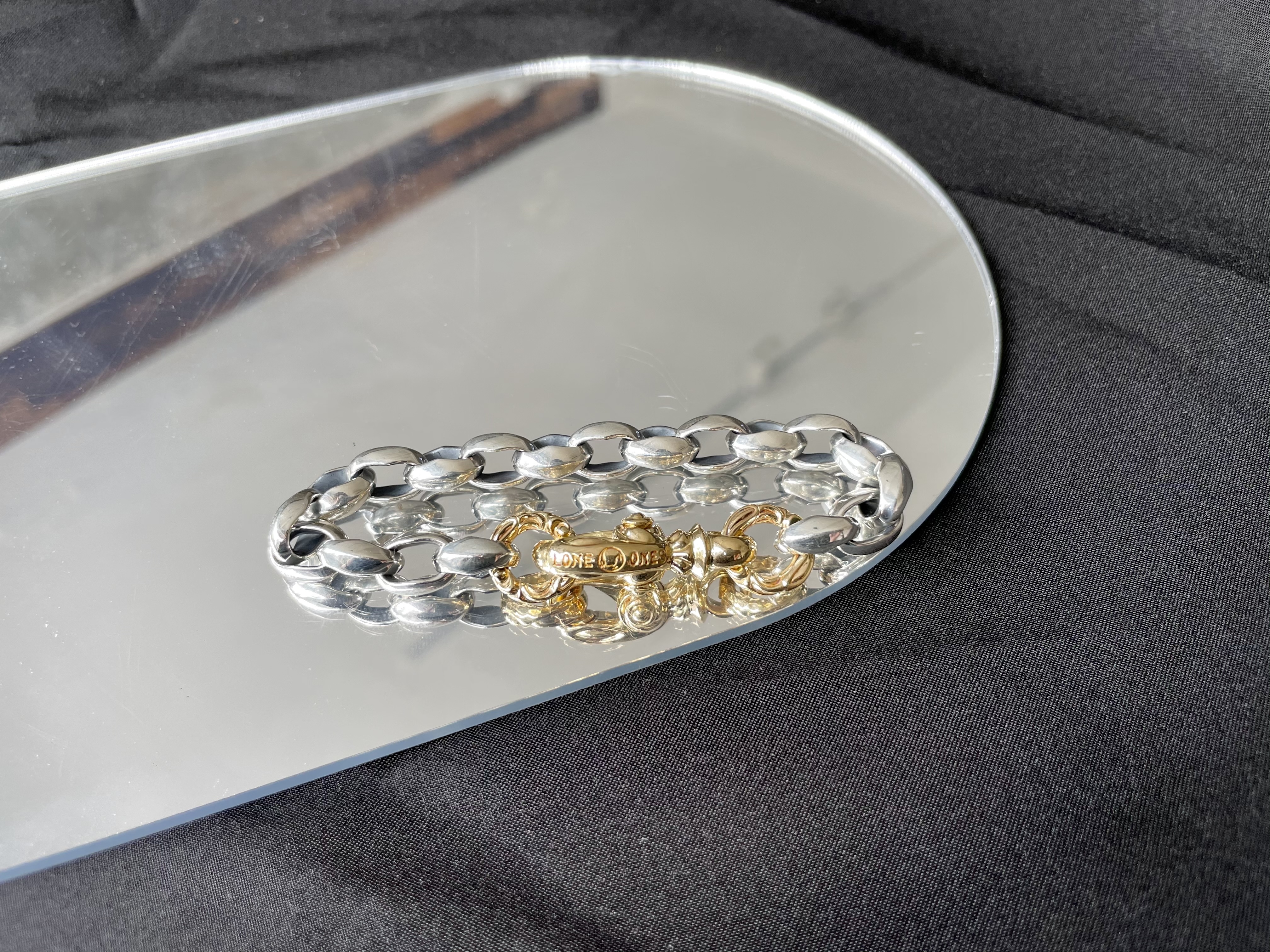 Silk Link S Bracelet with 2 K18 Cygnet Circles